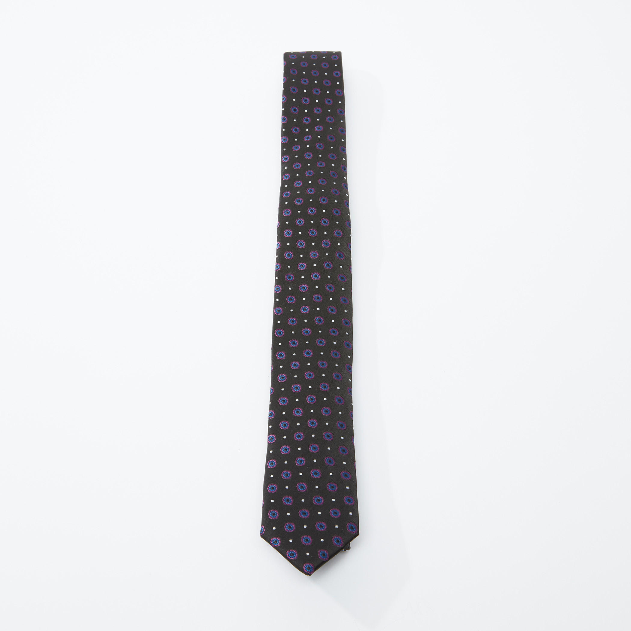 ربطة عنق بارزة الملمس بقصّة عادية-men-tiesandcufflinks-pocketsquares-image-1