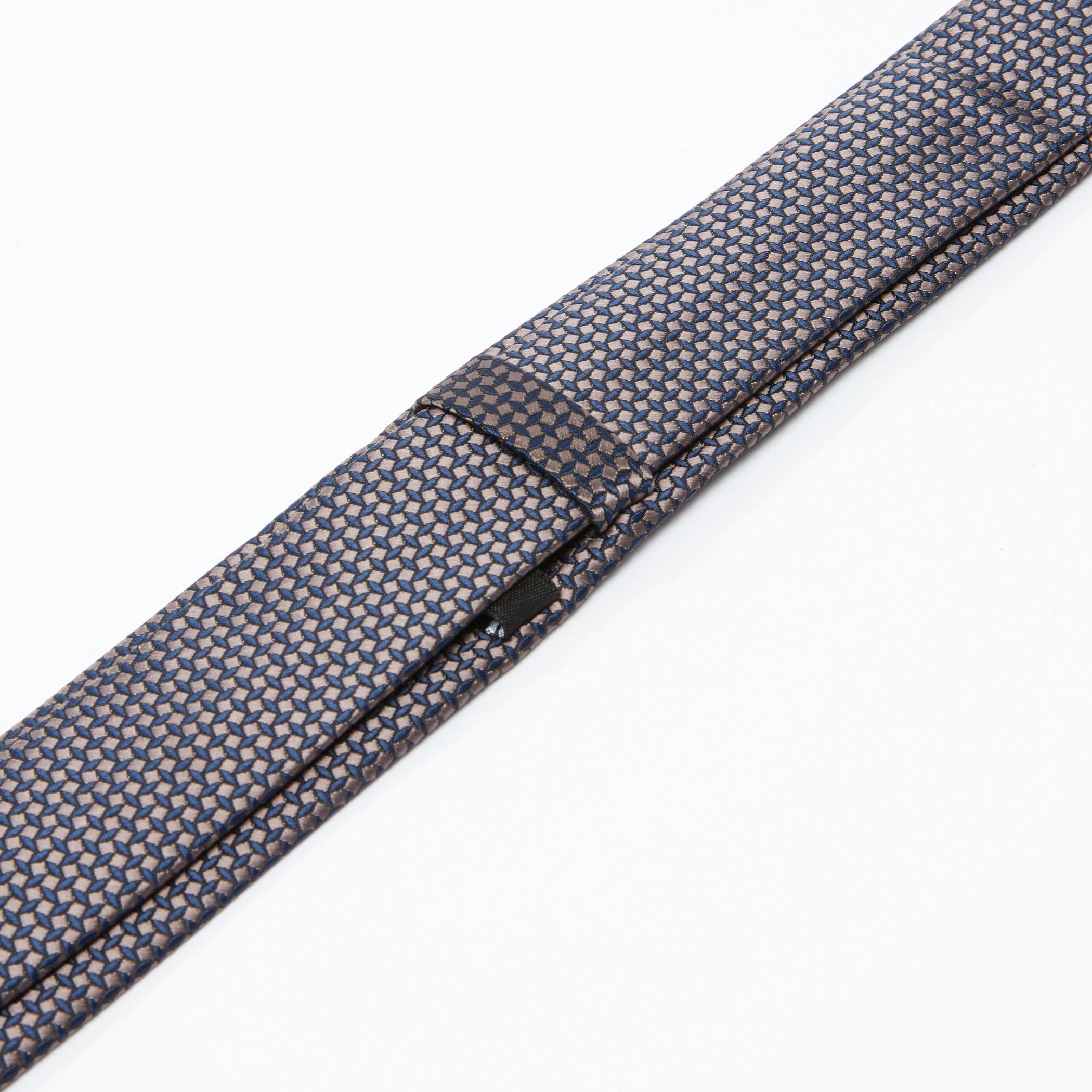 ربطة عنق بارزة الملمس-men-tiesandcufflinks-pocketsquares-image-3