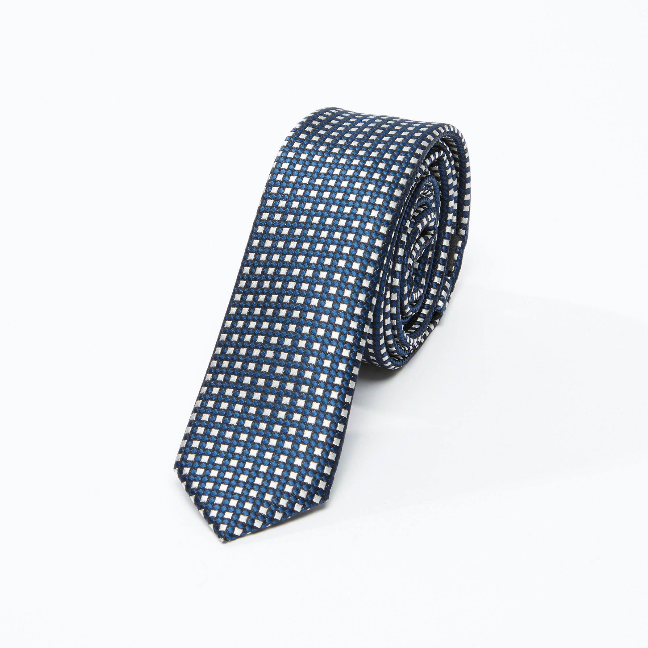 ربطة عنق بطبعات-men-tiesandcufflinks-pocketsquares-image-1