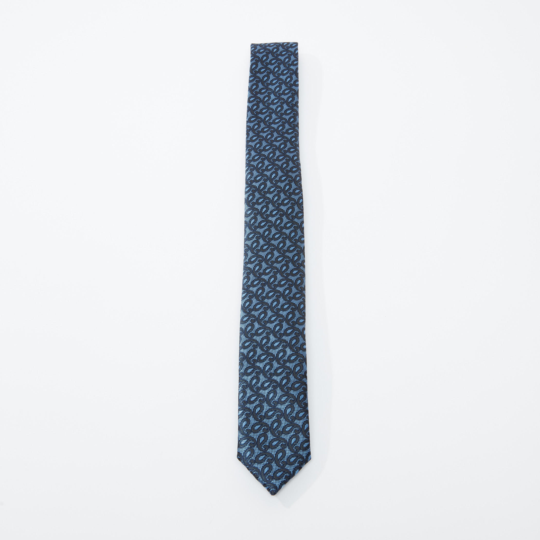 ربطة عنق بطبعات-men-tiesandcufflinks-pocketsquares-image-1
