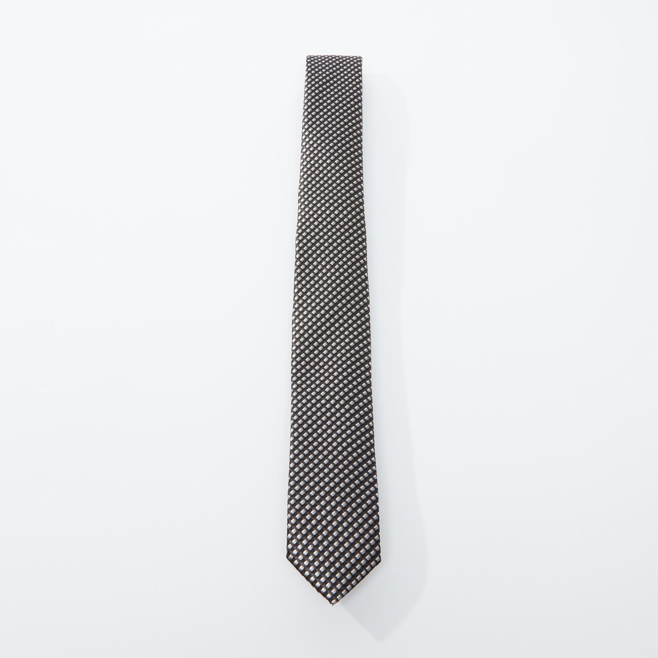 ربطة عنق بارزة الملمس-men-tiesandcufflinks-pocketsquares-image-1
