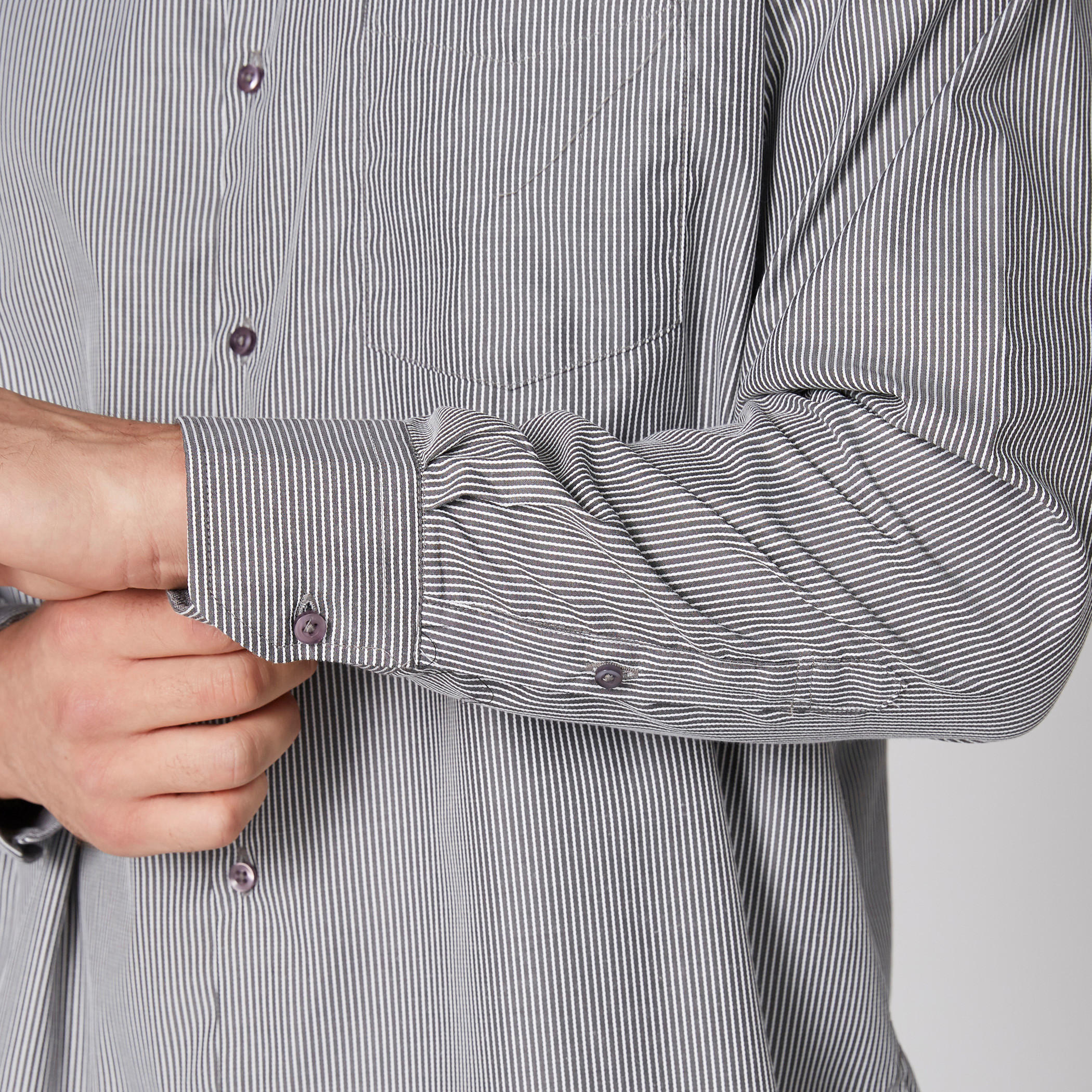 قميص مقلم بأكمام طويلة وأزرار وجيوب-men-clothing-shirts-image-4