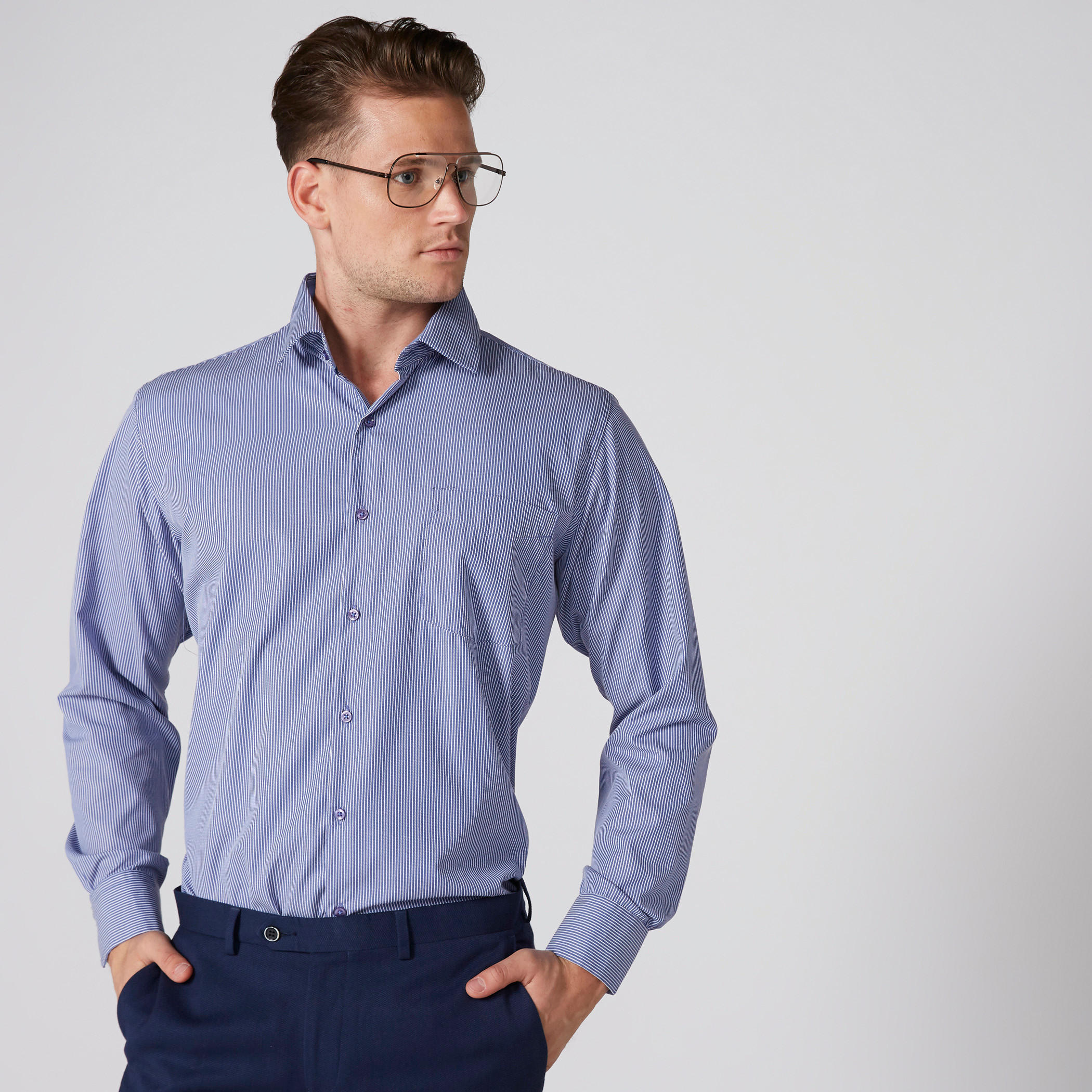 قميص مقلّم بأكمام طويلة وأزرار-men-clothing-shirts-image-1