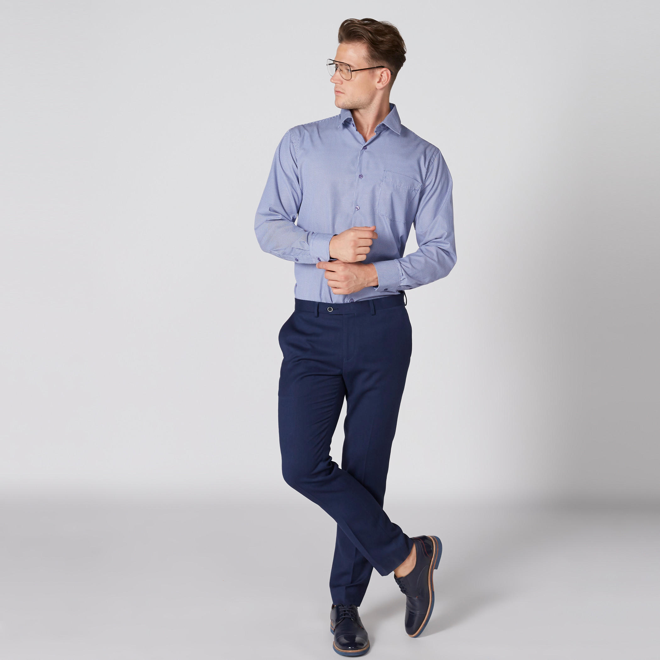 قميص مقلّم بأكمام طويلة وأزرار-men-clothing-shirts-image-3