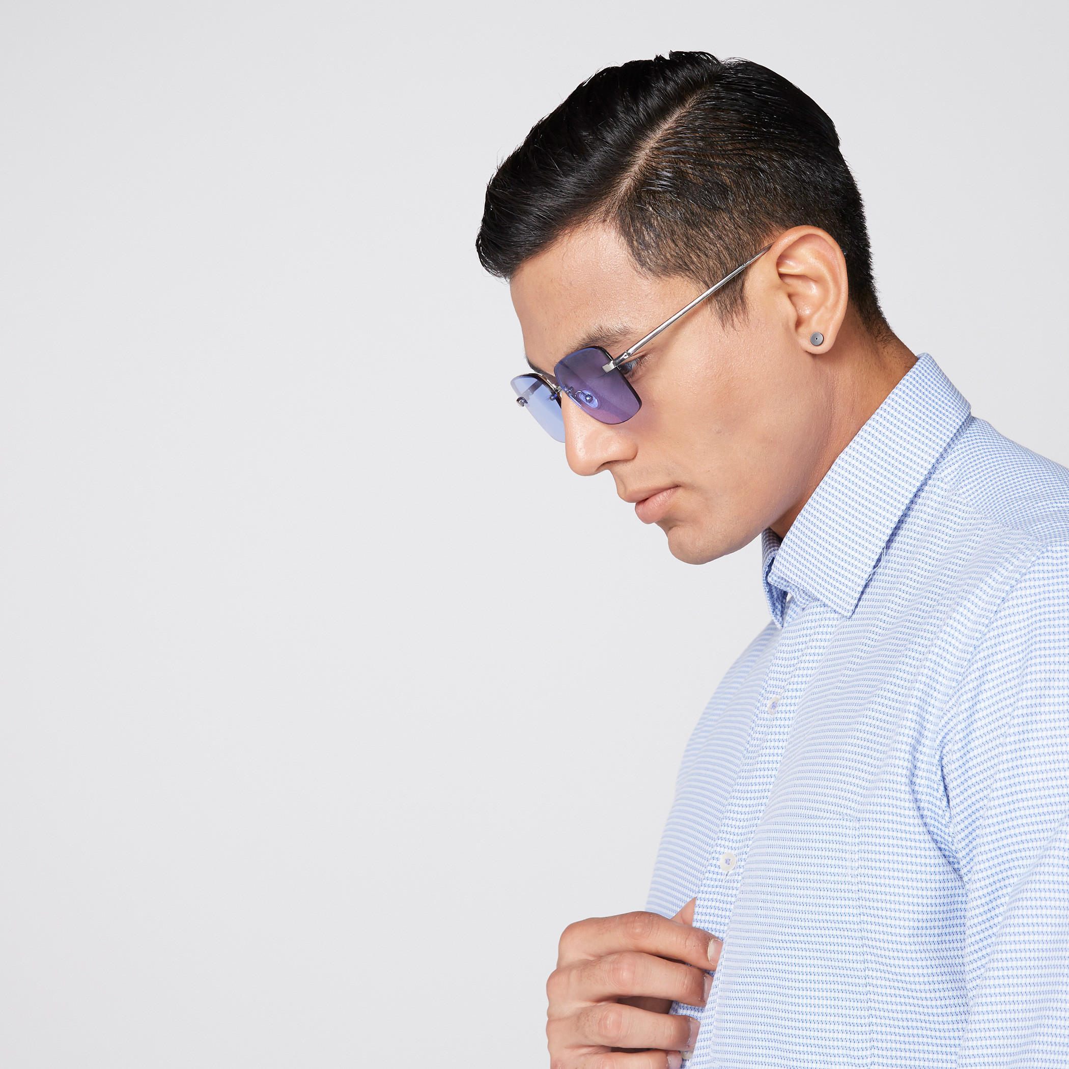 قميص مقلّم بأكمام طويلة وأزرار-men-clothing-shirts-image-1