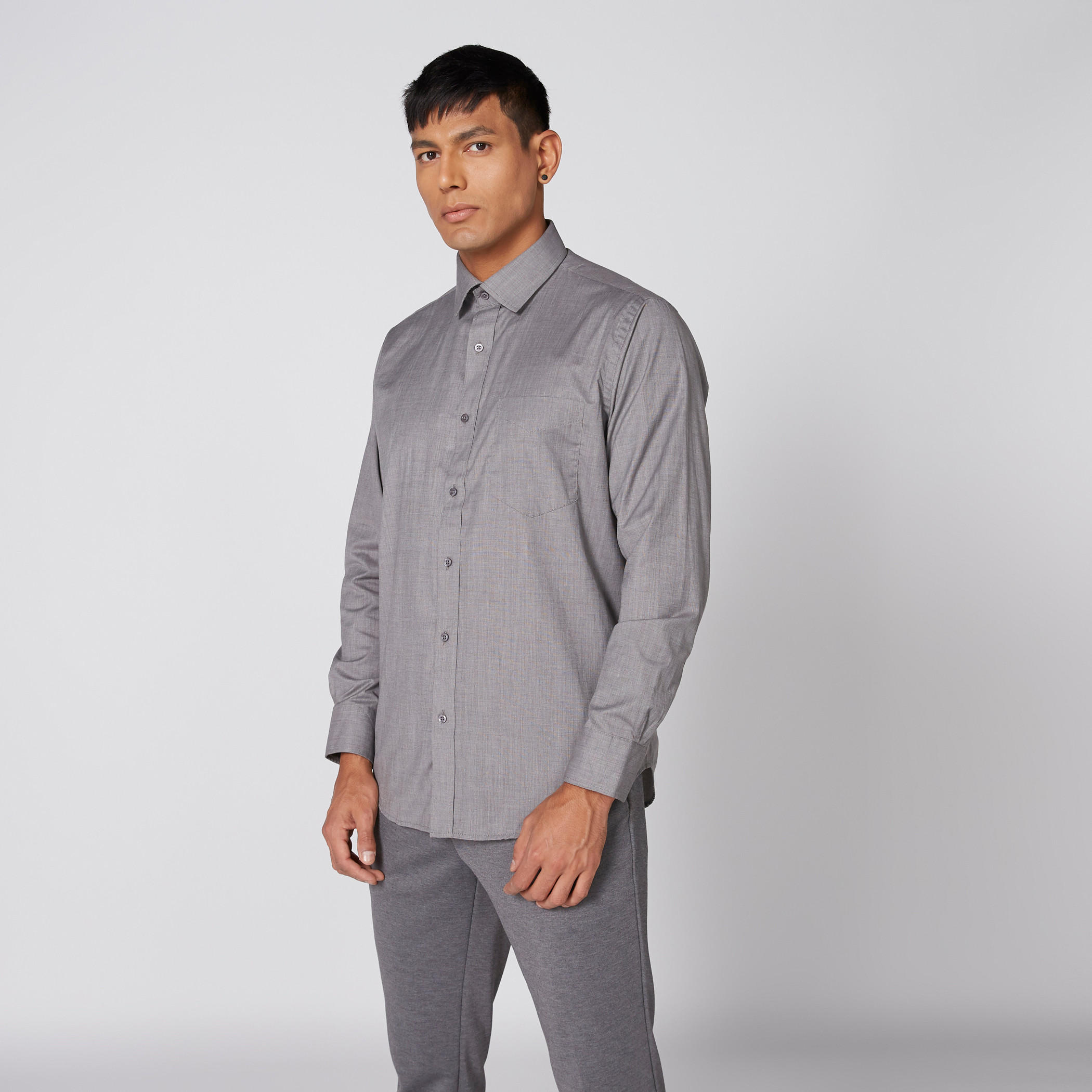 قميص بأكمام طويلة ووصلة أزرار كاملة-men-clothing-shirts-image-1