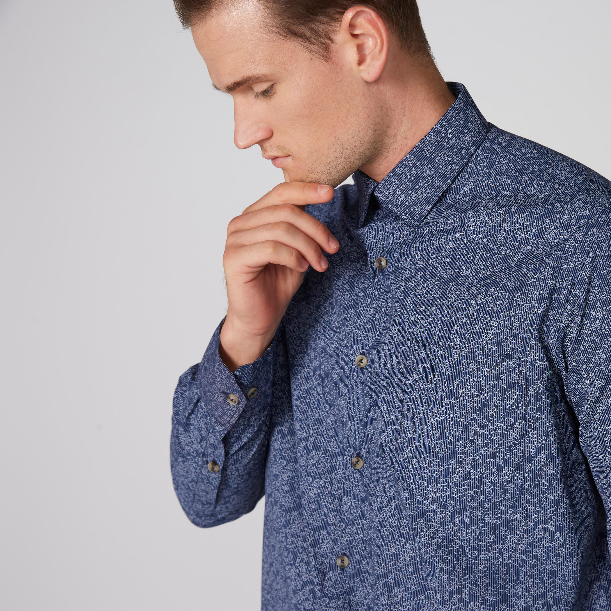قميص سهل الكي بأكمام طويلة وأزرار وطبعات-men-clothing-shirts-image-1