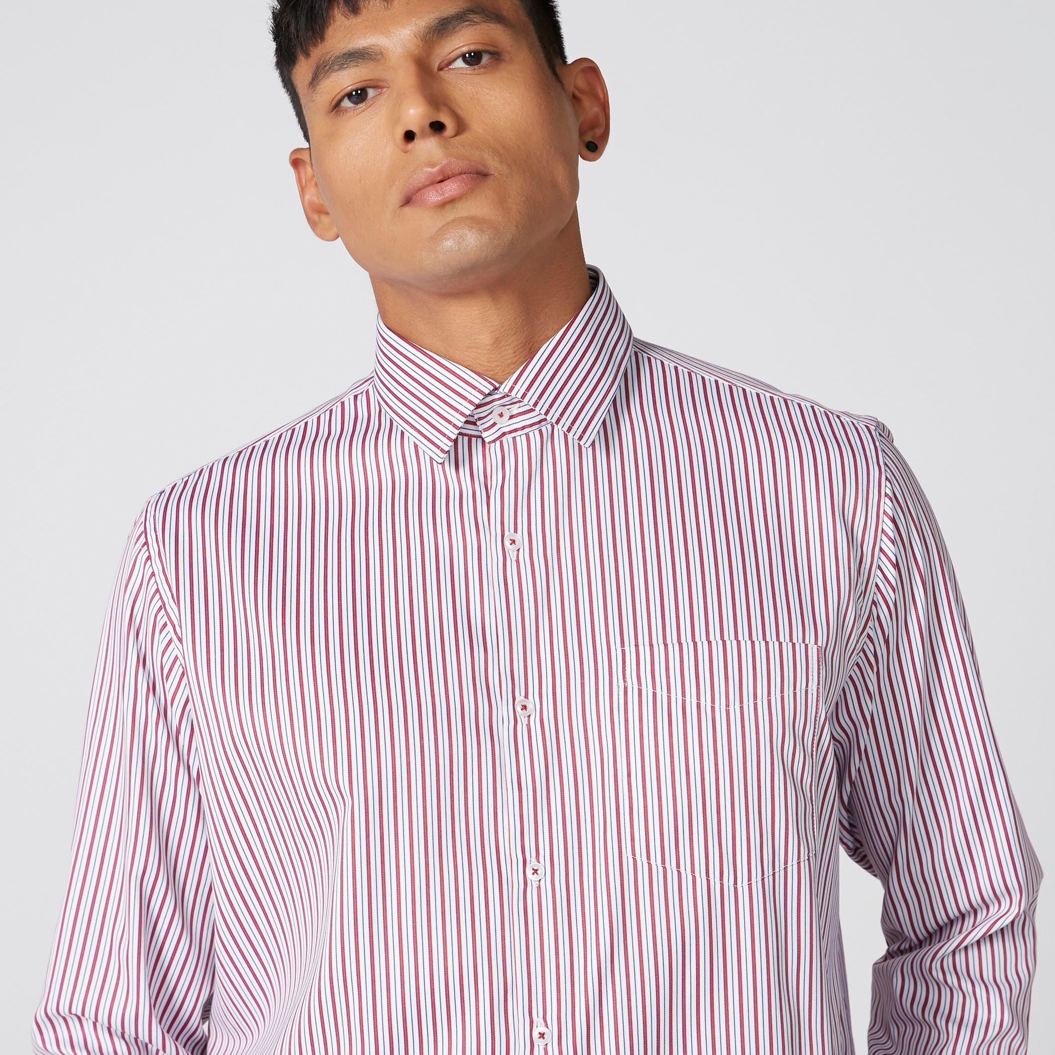 قميص مقلّم بأكمام طويلة وأزرار-men-clothing-shirts-image-3
