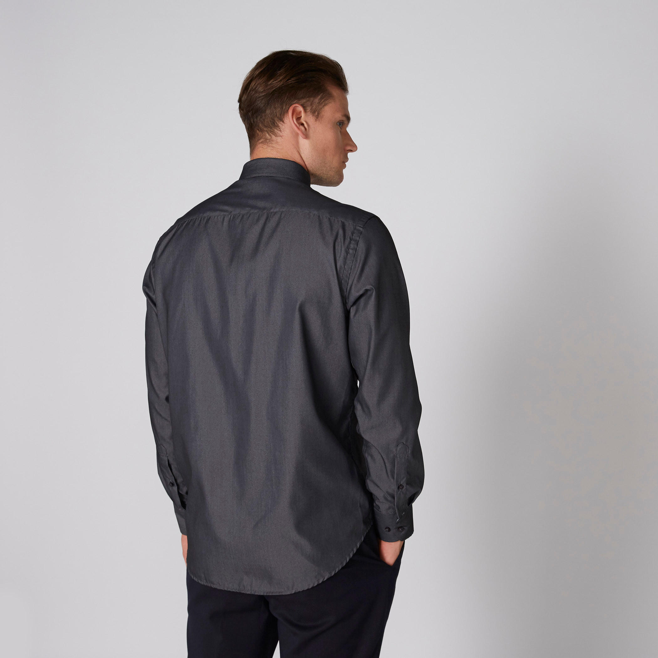 قميص بأكمام طويلة وأزرار وجيوب-men-clothing-shirts-image-2