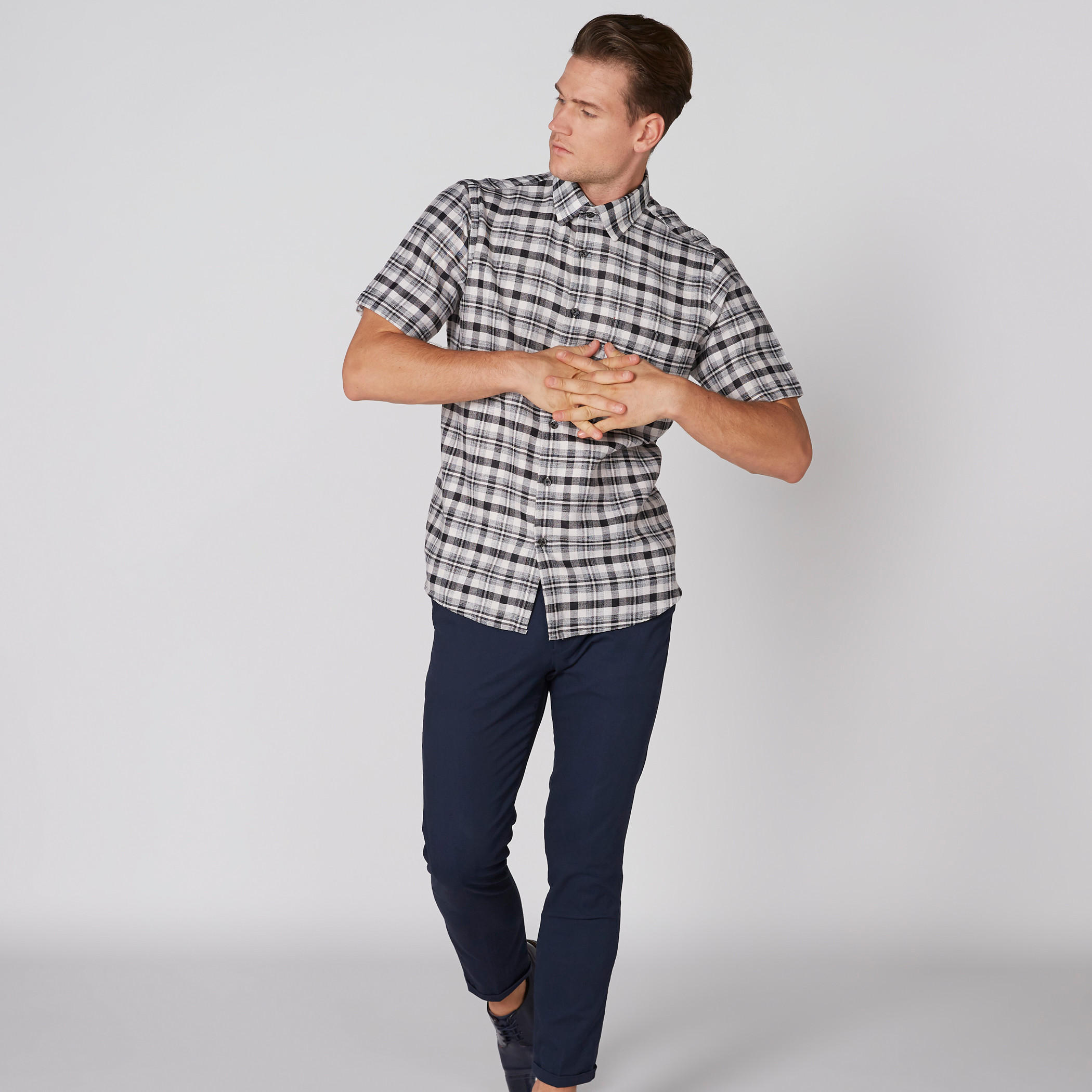 قميص كاروهات أكمام قصيرة وأزرار-men-clothing-shirts-image-1