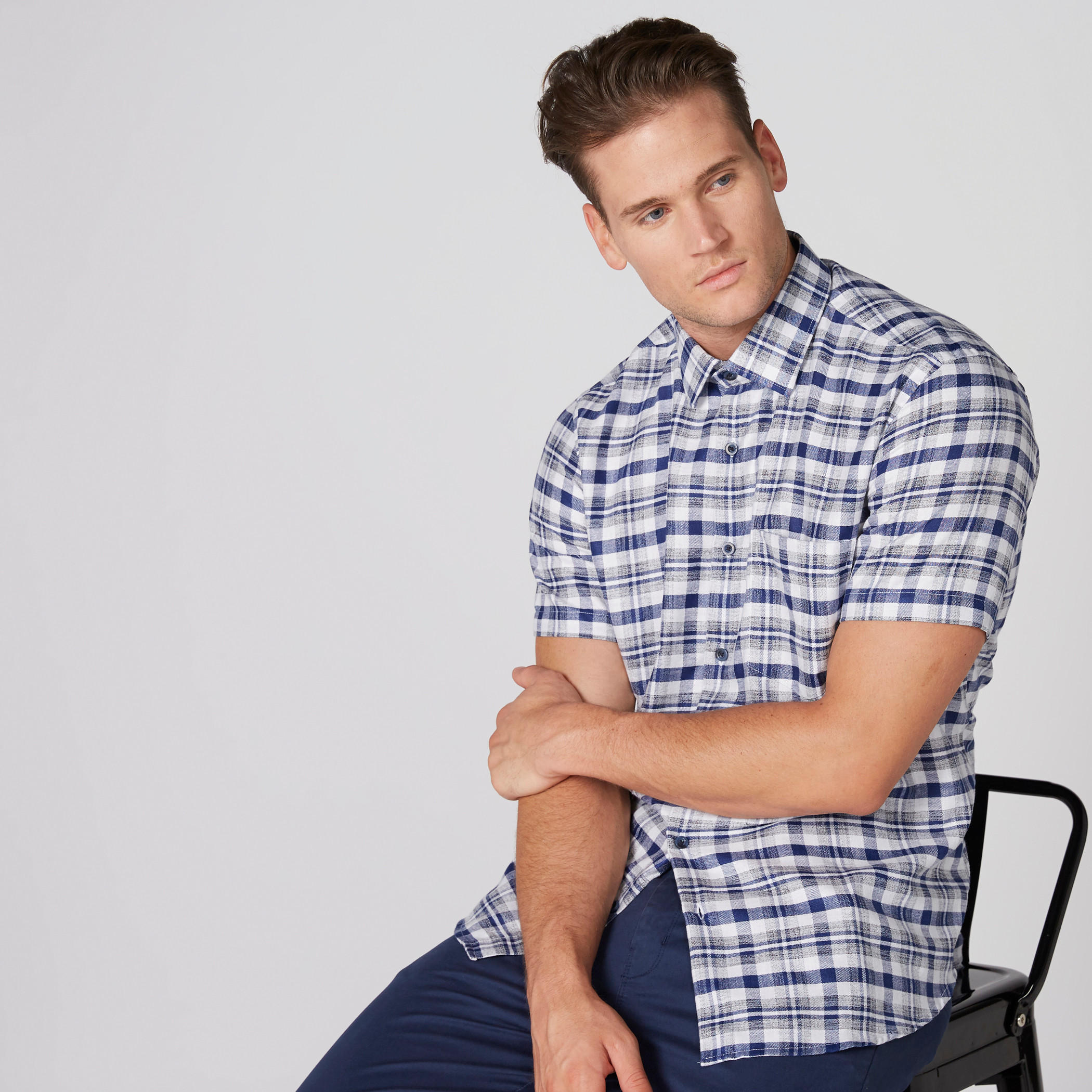 Chequered Shirt with Short Sleeves and Complete Placket-men-clothing-shirts-image-3