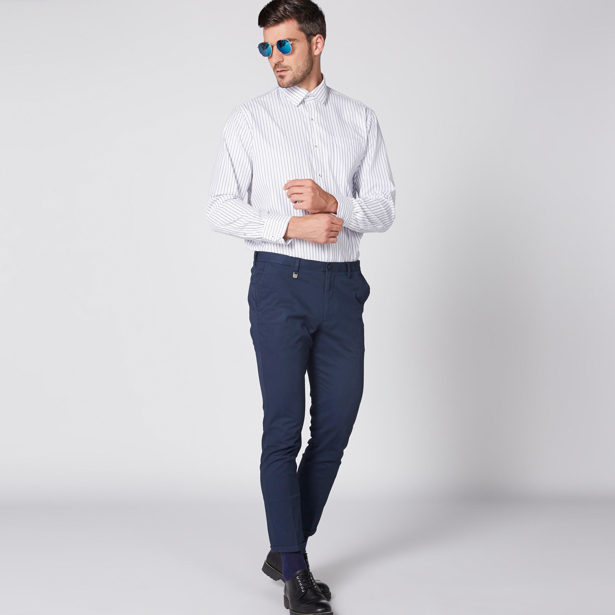قميص مقلّم بأكمام طويلة وأزرار-men-clothing-shirts-image-5