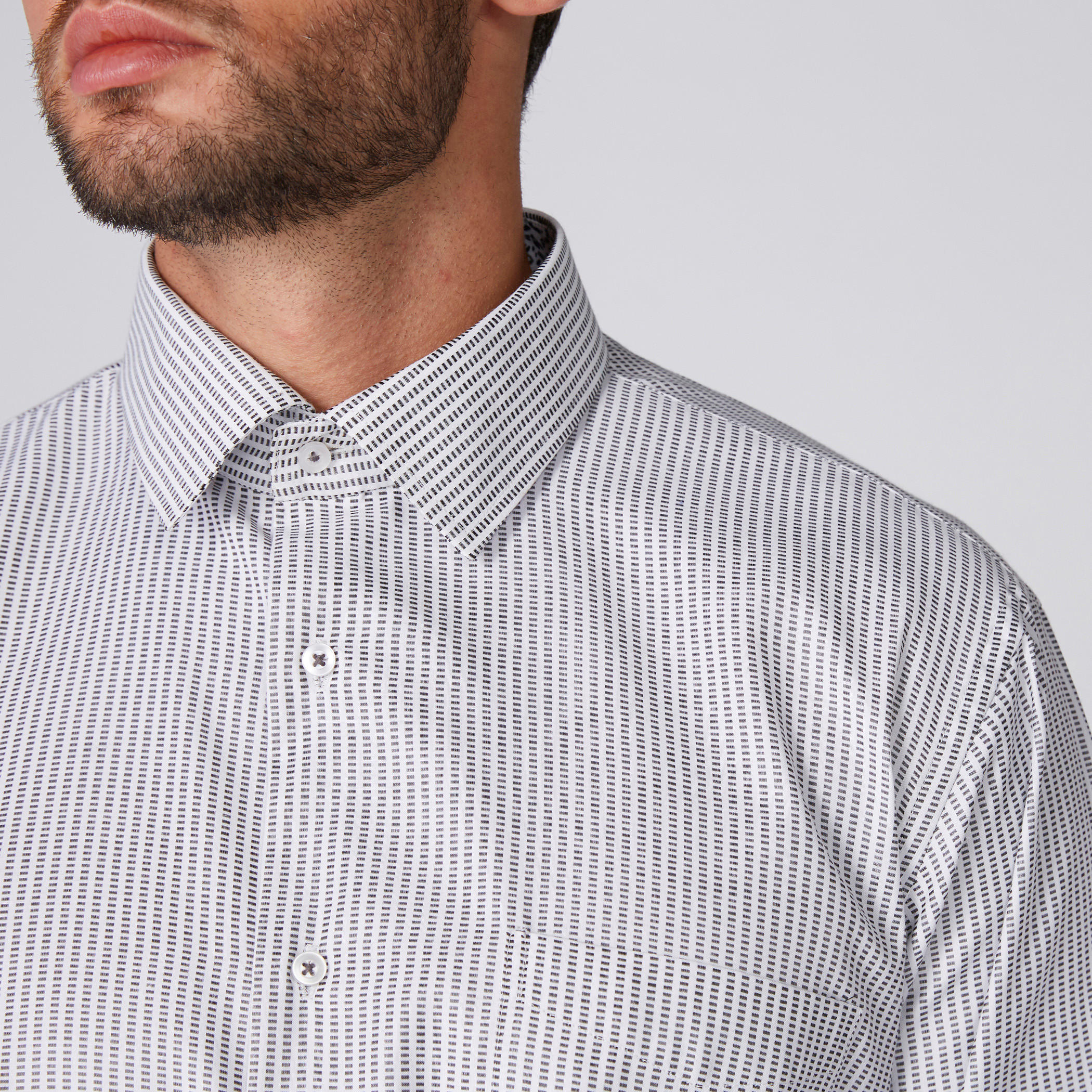 قميص بطبعات بأكمام طويلة وأزرار-men-clothing-shirts-image-2