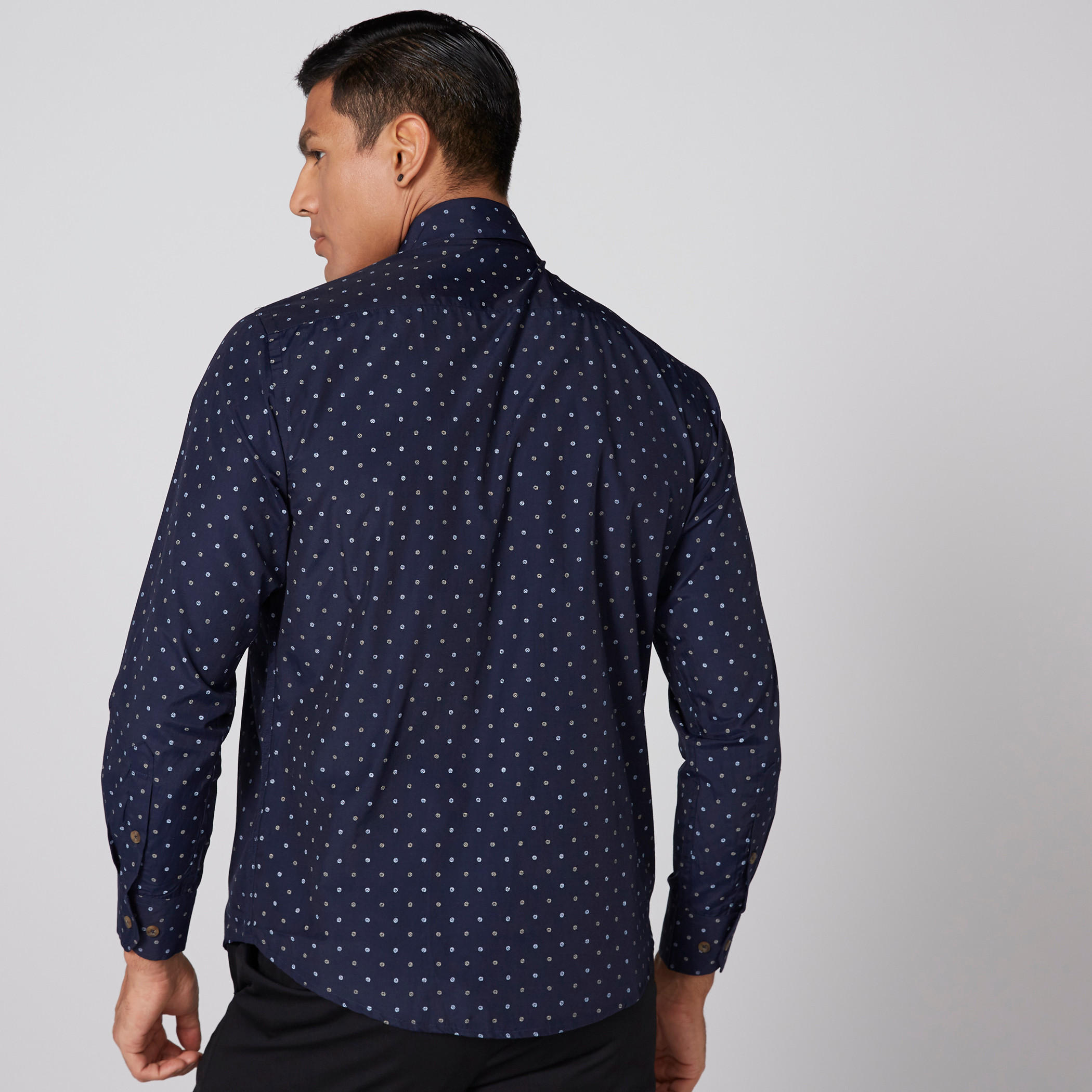 قميص بطبعات بأكمام طويلة وأزرار-men-clothing-shirts-image-3