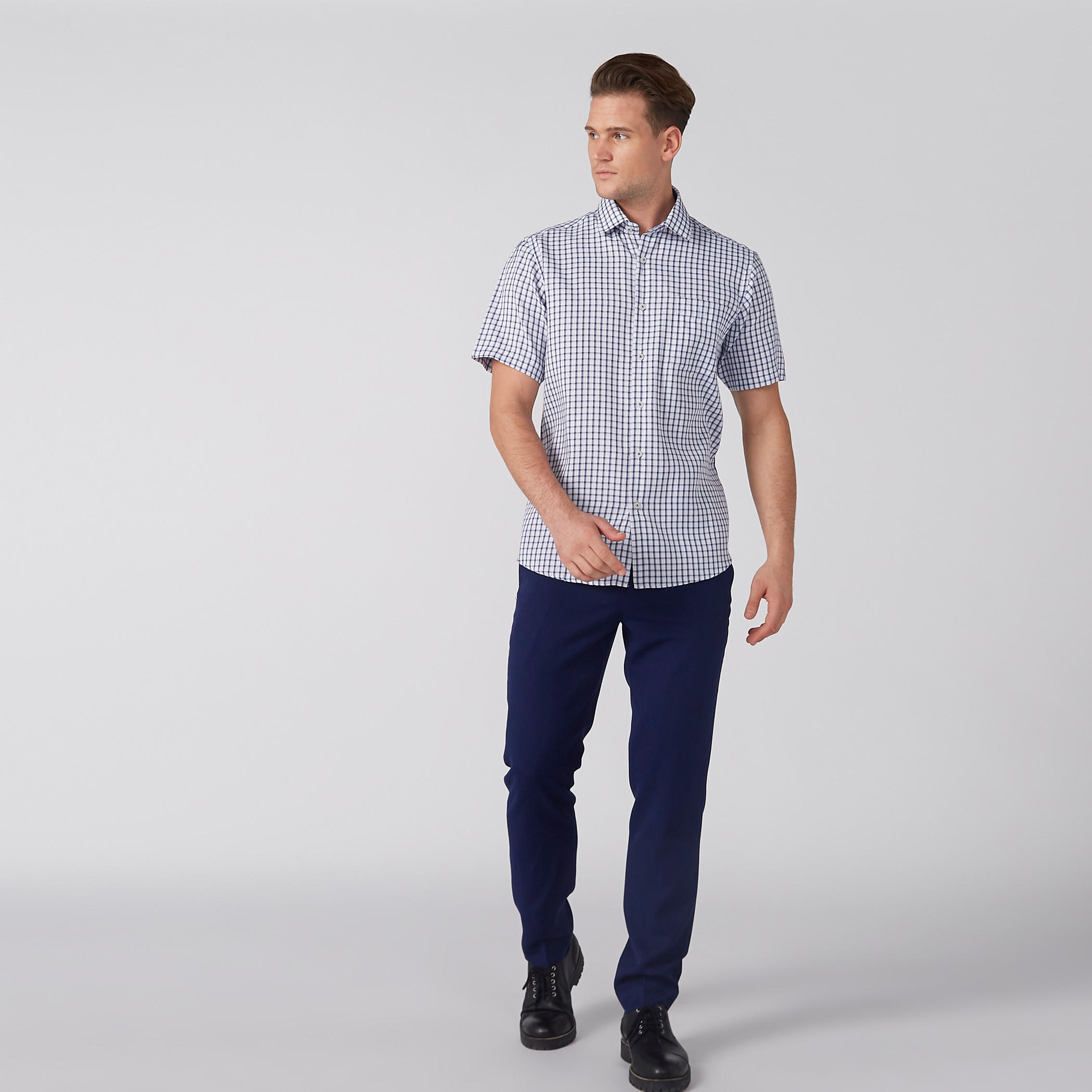 قميص مربعات سهل الكي بأكمام قصيرة وأزرار-men-clothing-shirts-image-2