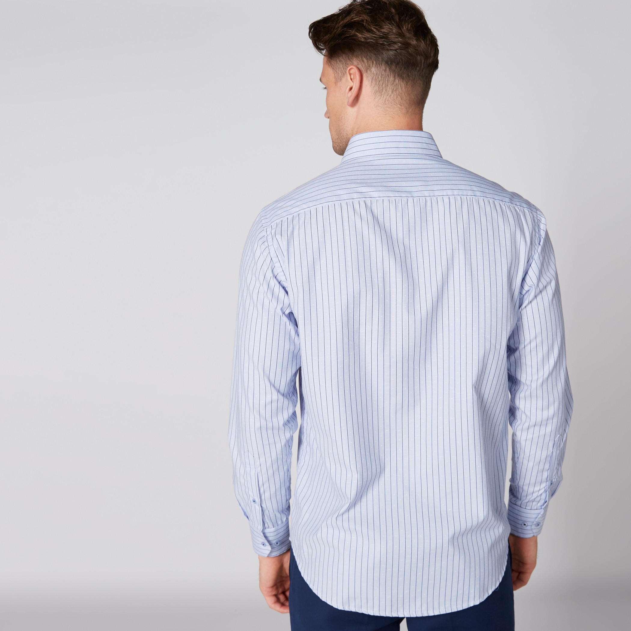 قميص مخطط سهل الكي بأكمام طويلة وأزرار-men-clothing-shirts-image-2