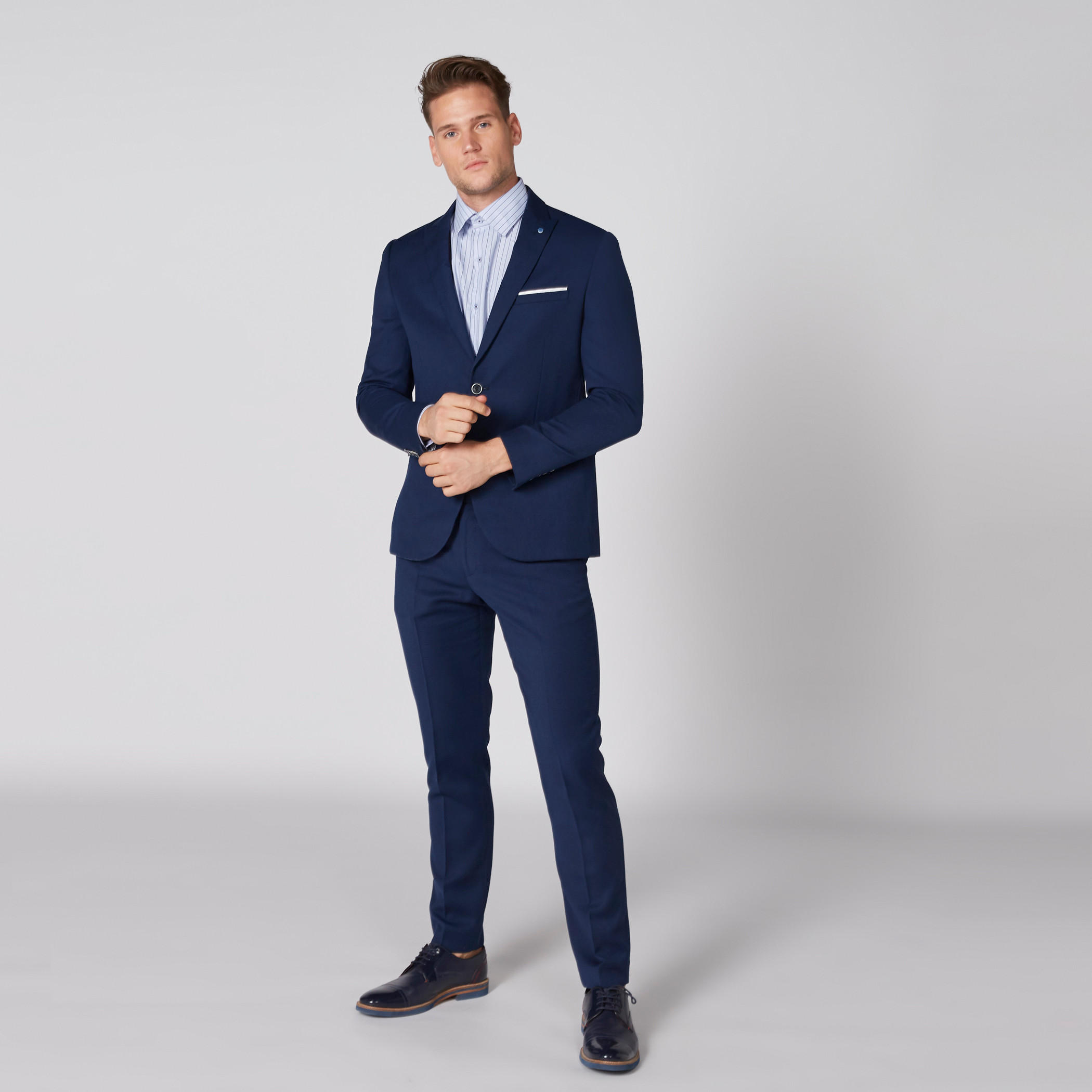 قميص مخطط سهل الكي بأكمام طويلة وأزرار-men-clothing-shirts-image-3