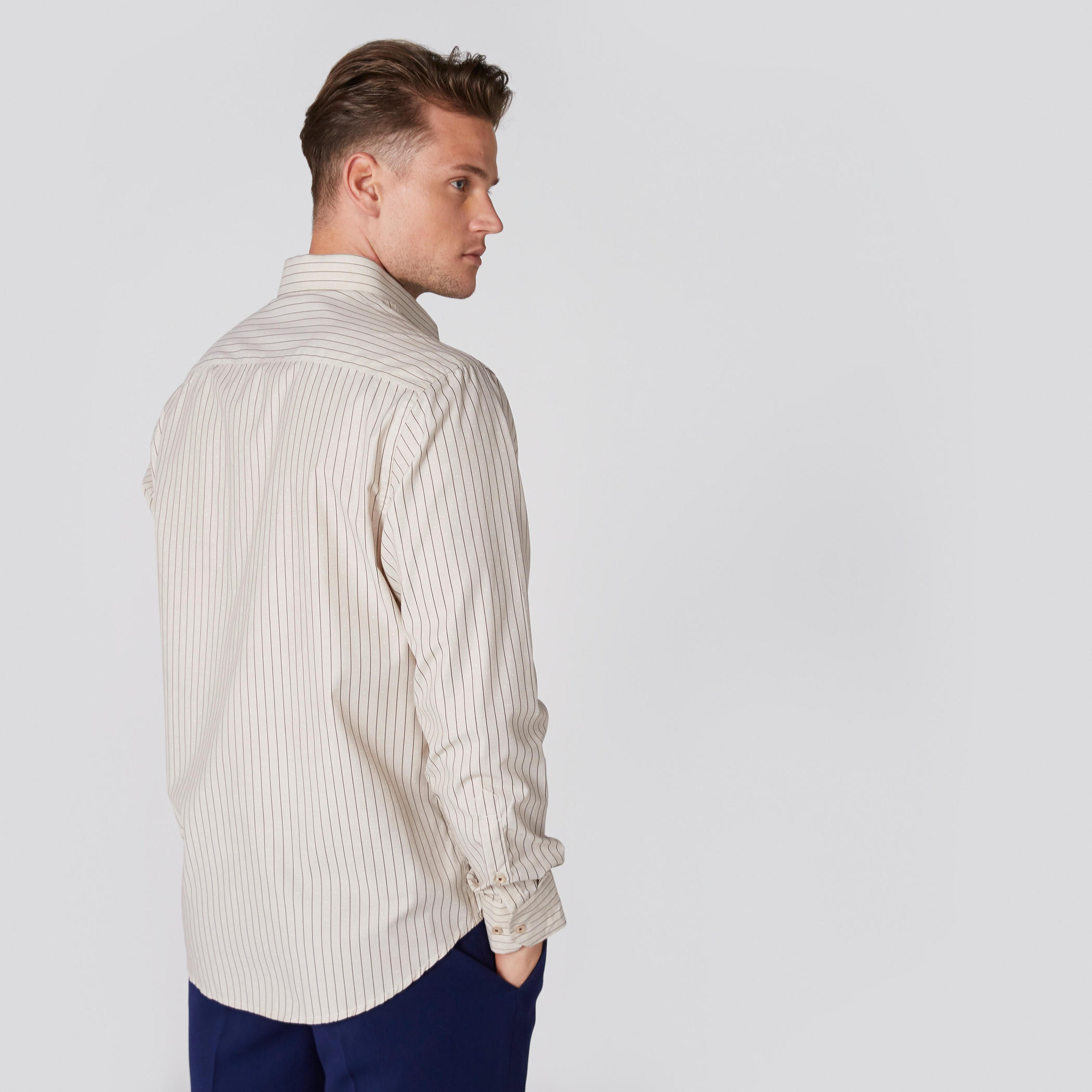 قميص مخطط سهل الكي بأكمام طويلة وأزرار-men-clothing-shirts-image-2