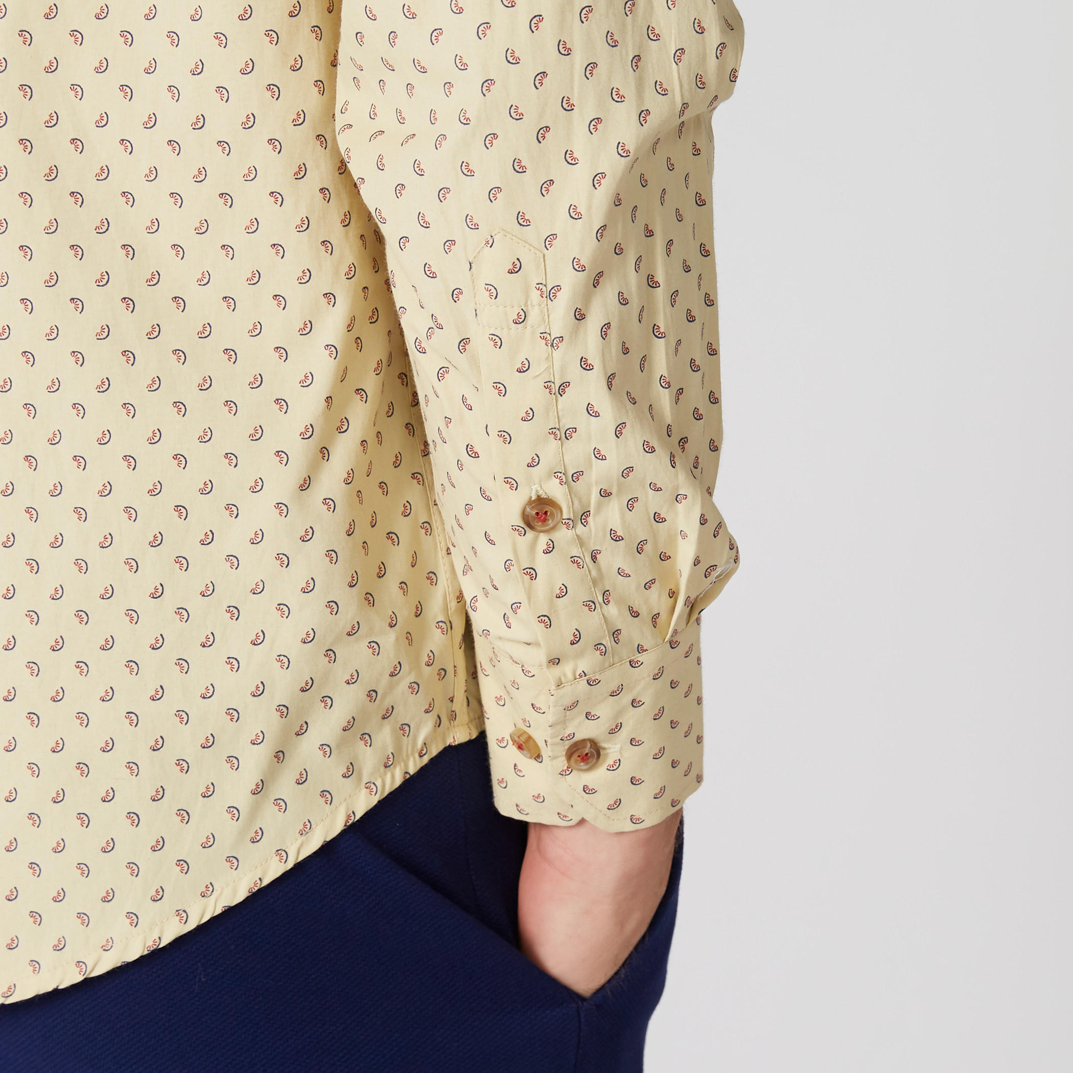 قميص بارز الملمس سهل الكي بأكمام طويلة وأزرار-men-clothing-shirts-image-4
