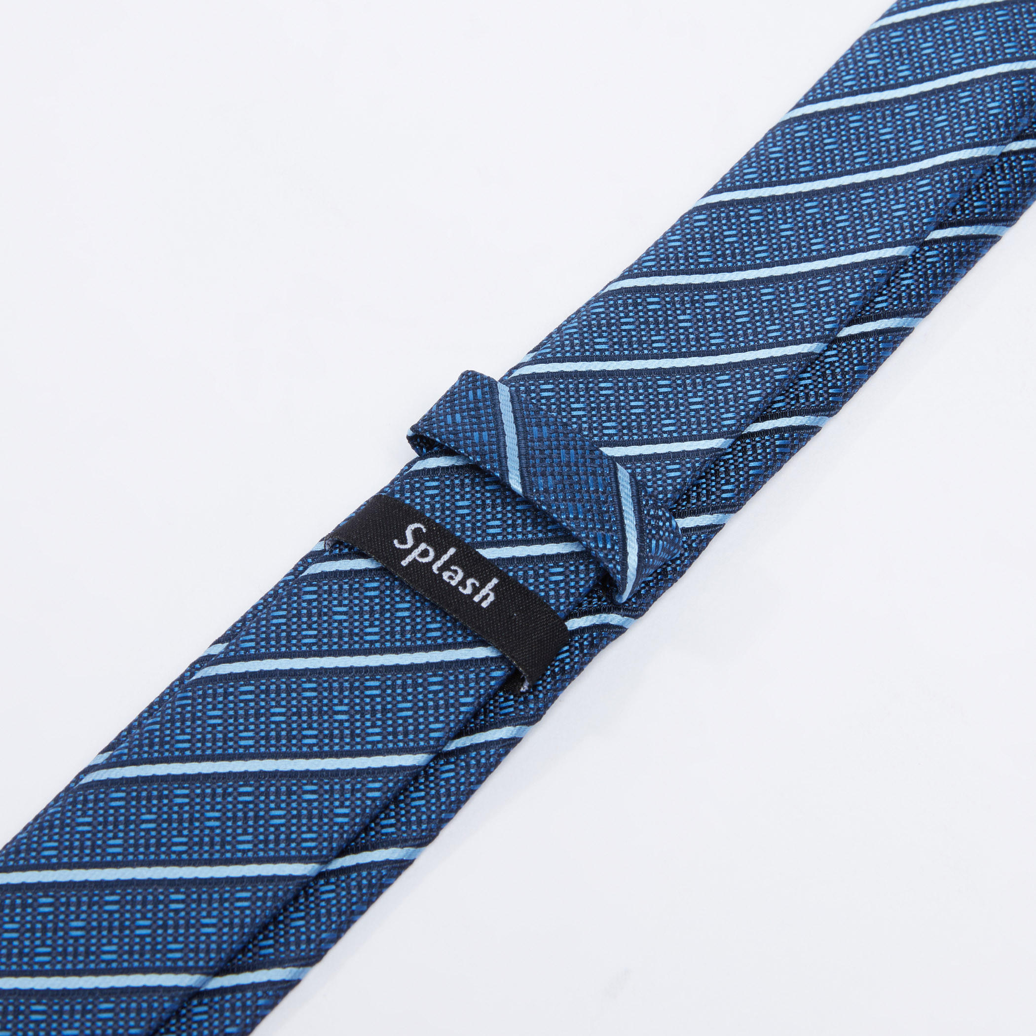 ربطة عنق بارزة الملمس بقصّة عادية-men-tiesandcufflinks-pocketsquares-image-1