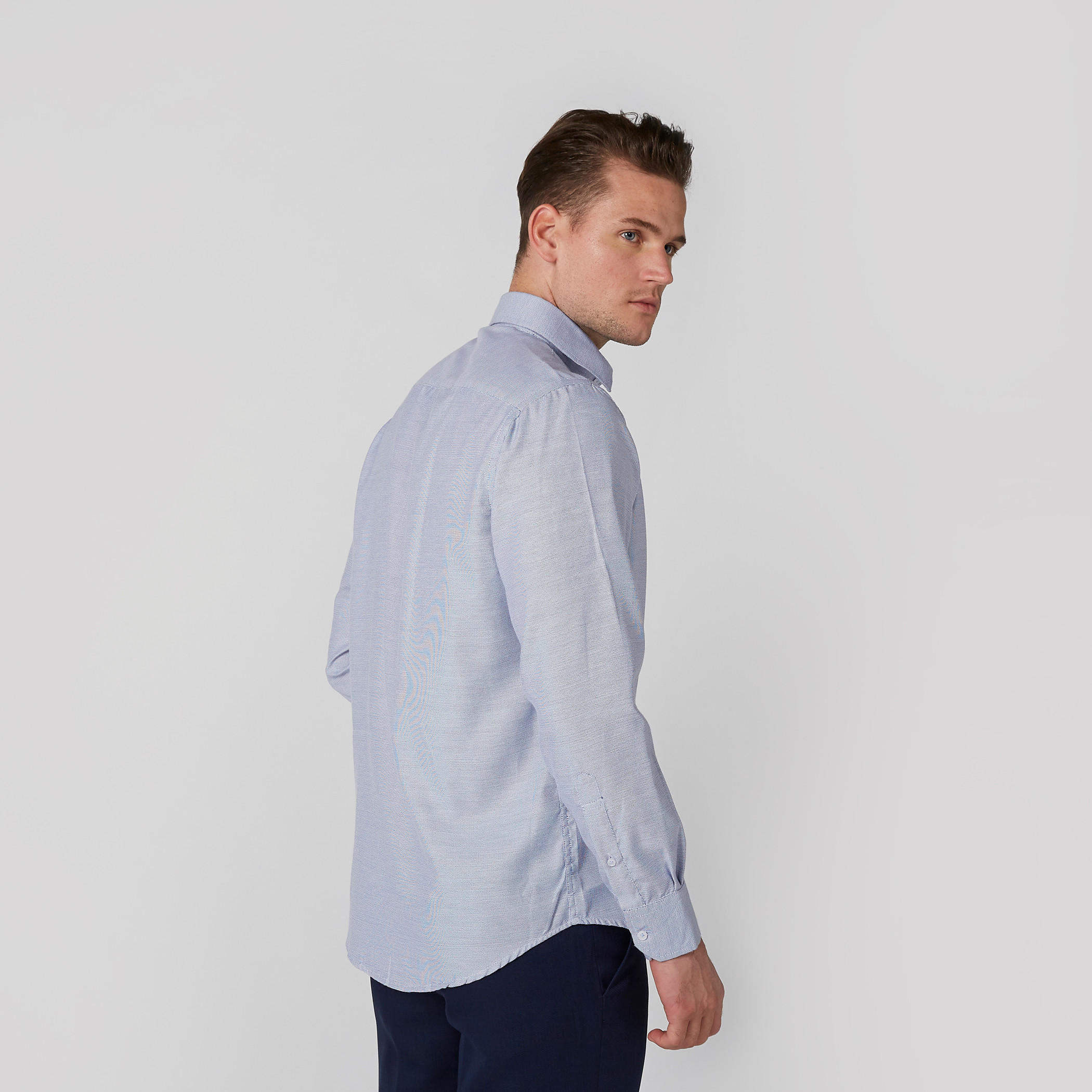 قميص رسمي سهل الكي بأكمام طويلة وجيوب-men-clothing-shirts-image-3