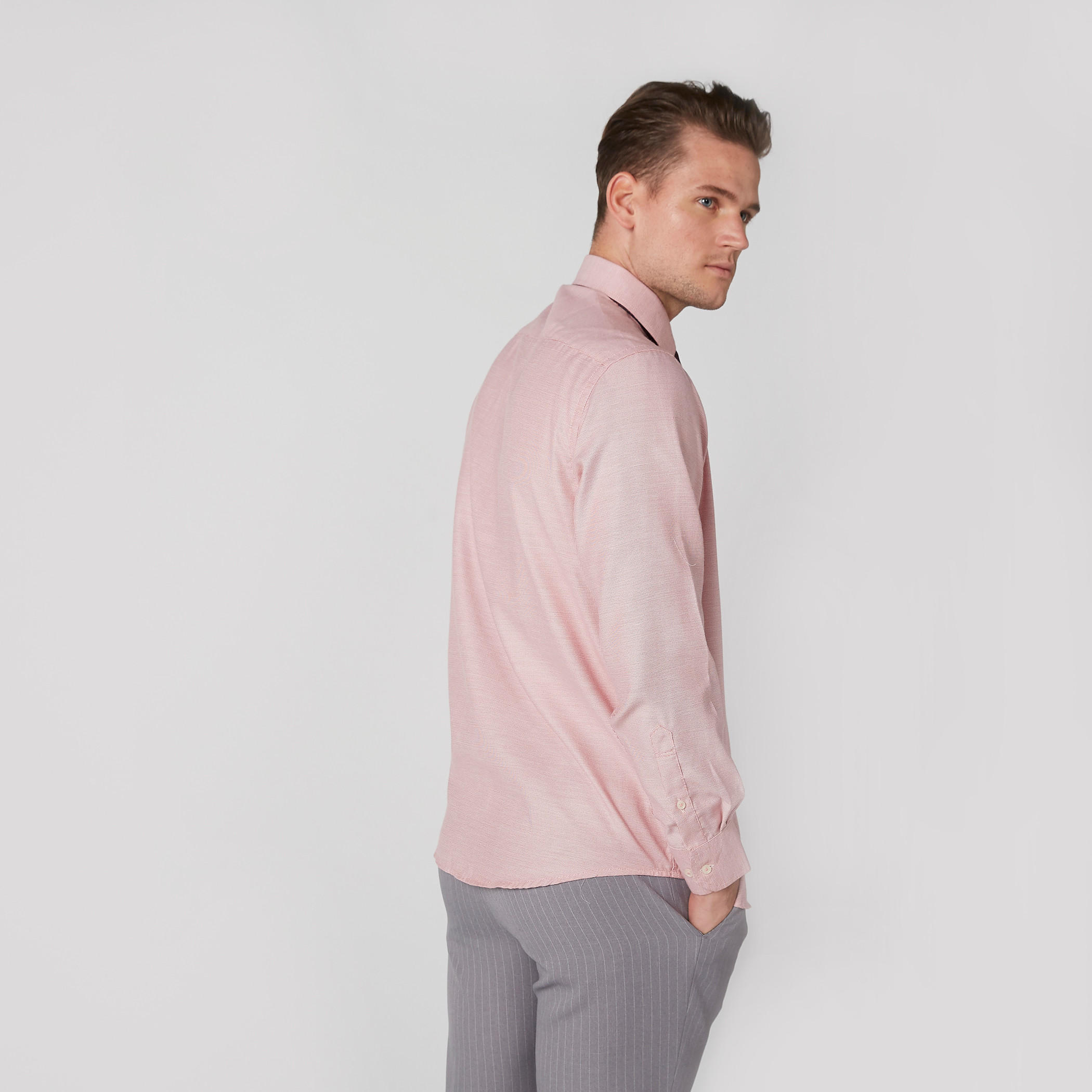 قميص بارز الملمس سهل الكي بأكمام طويلة وأزرار-men-clothing-shirts-image-3