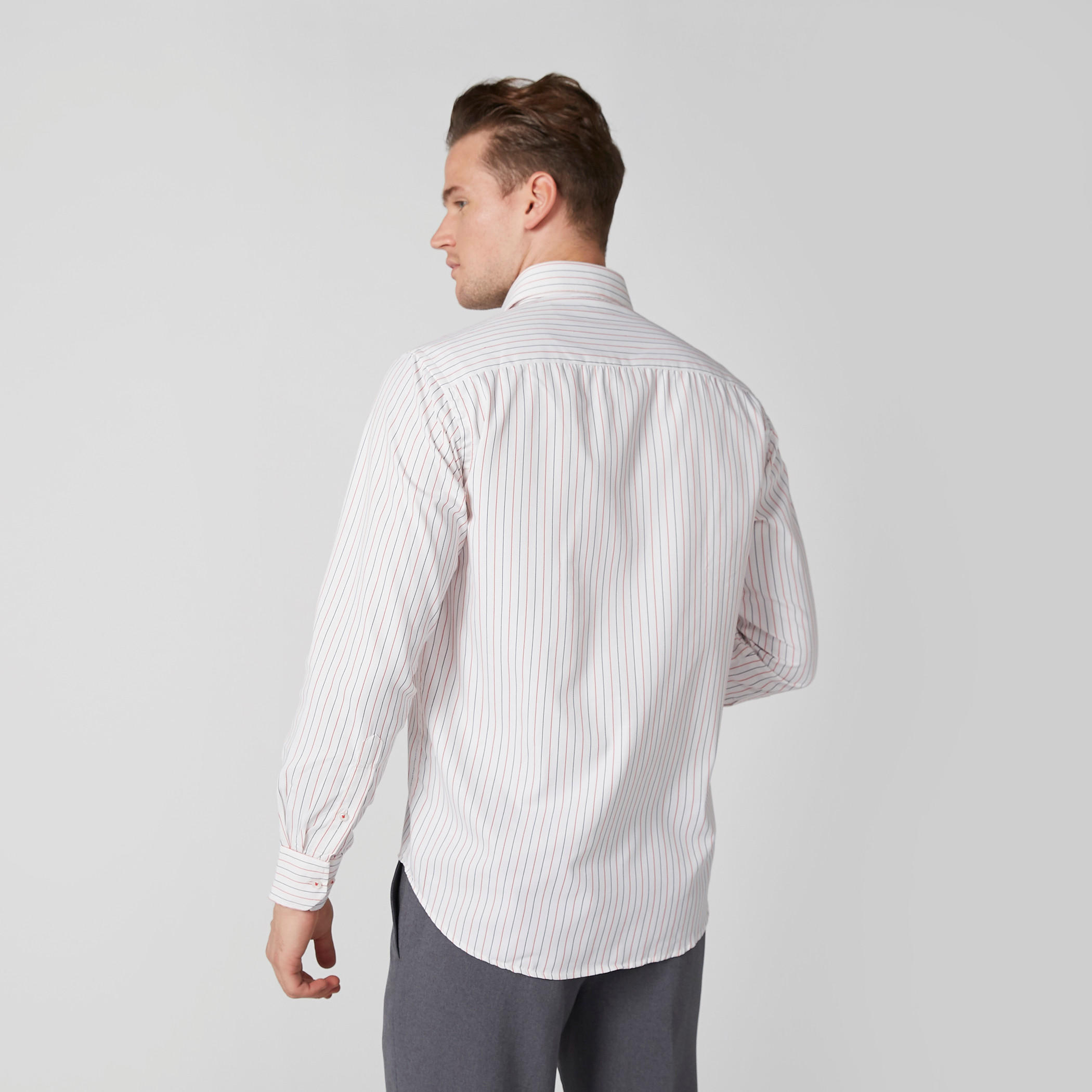 قميص مخطط سهل الكي بأكمام طويلة وأزرار-men-clothing-shirts-image-4
