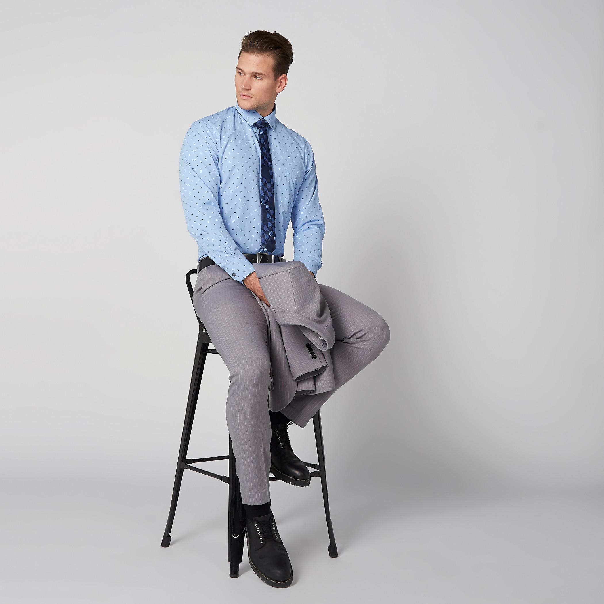 قميص سهل الكي بأكمام طويلة وجيب على الصدر وطبعات-men-clothing-shirts-image-2