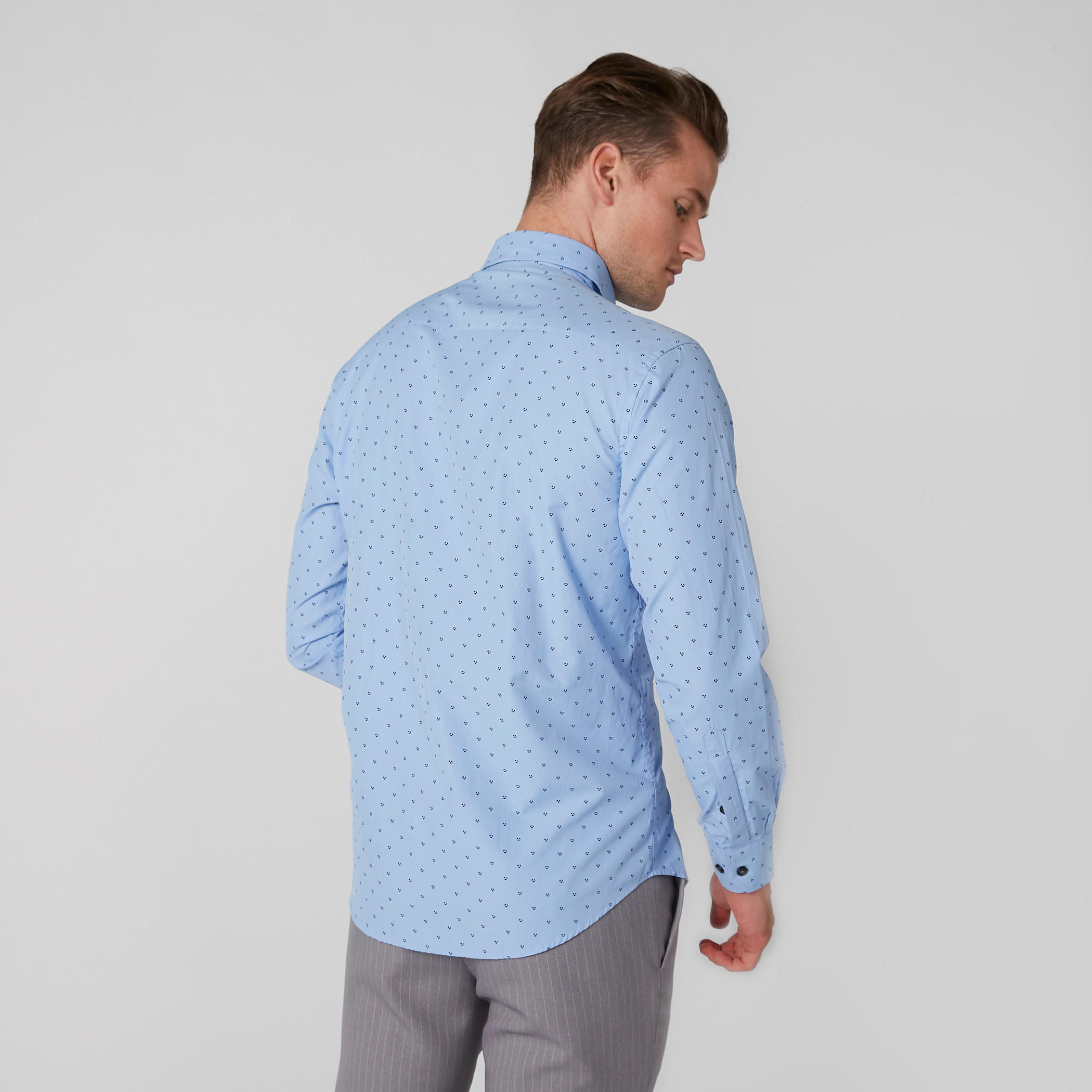 قميص سهل الكي بأكمام طويلة وجيب على الصدر وطبعات-men-clothing-shirts-image-3