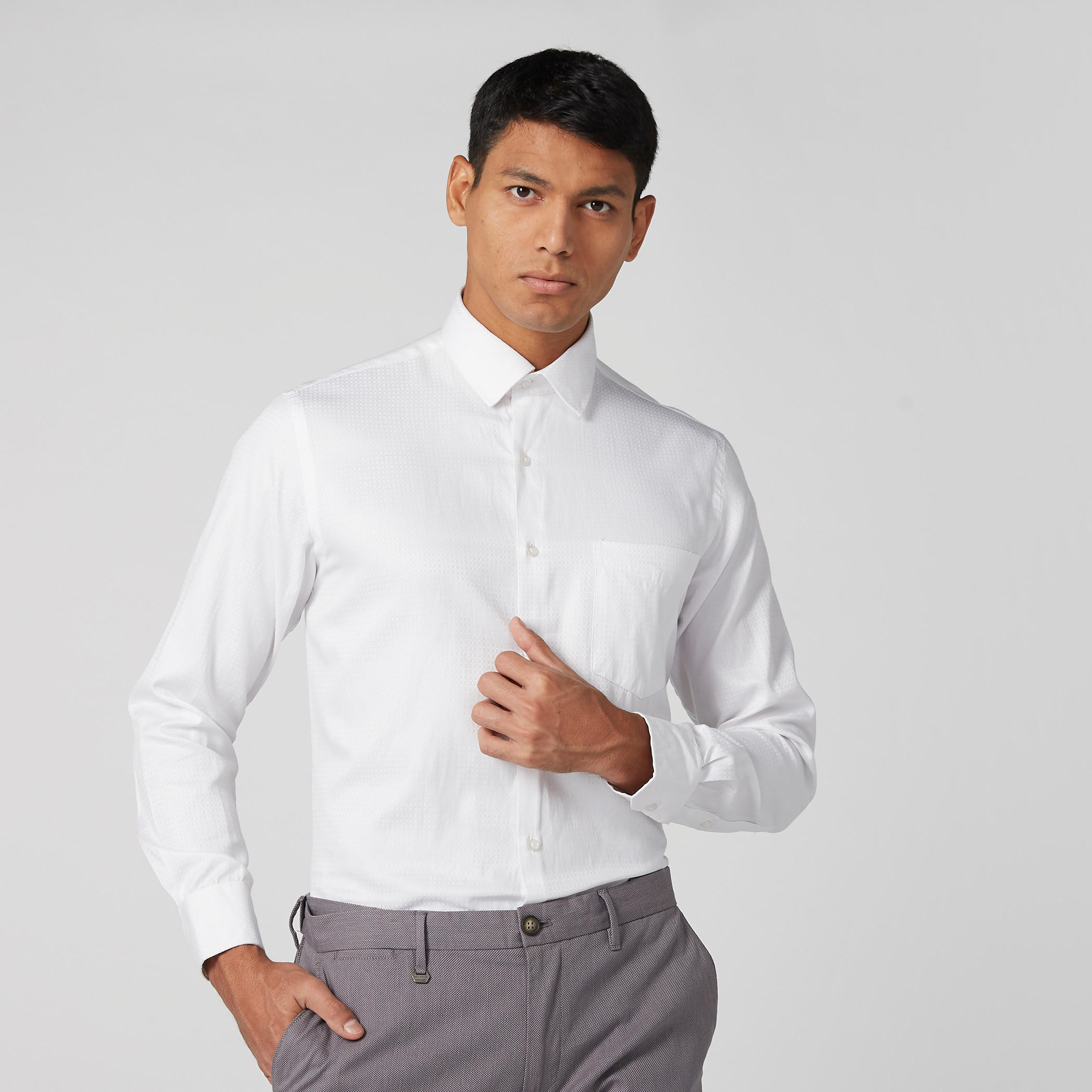 قميص سهل الكي بياقة عادية وأكمام طويلة وأزرار-men-clothing-shirts-image-3