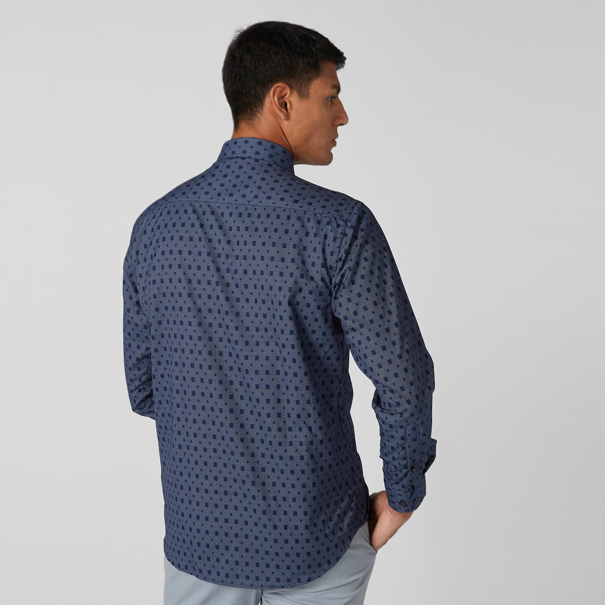 قميص سهل الكي بأكمام طويلة وجيوب وطبعات -men-clothing-shirts-image-3