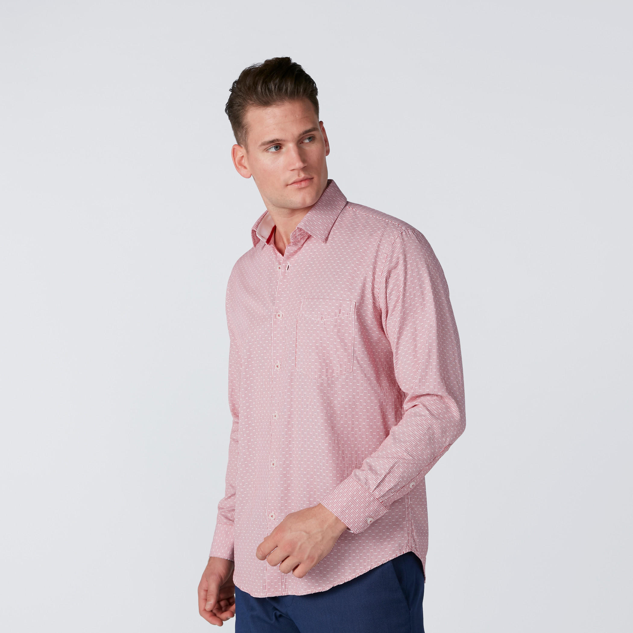 قميص مخطط سهل الكي بأكمام طويلة وجيوب-men-clothing-shirts-image-1
