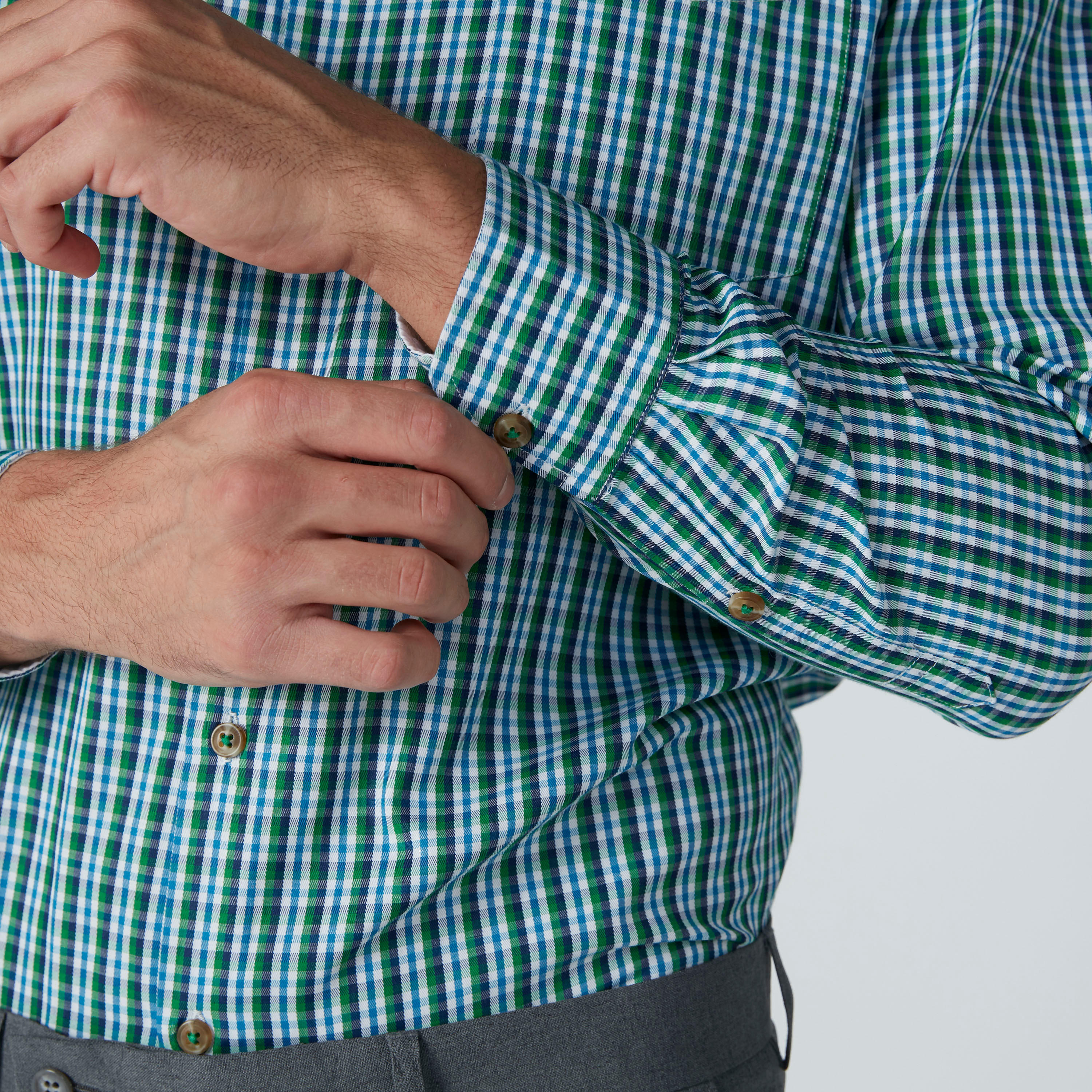 قميص مربعات سهل الكي بأكمام طويلة وجيب خارجي-men-clothing-shirts-image-1