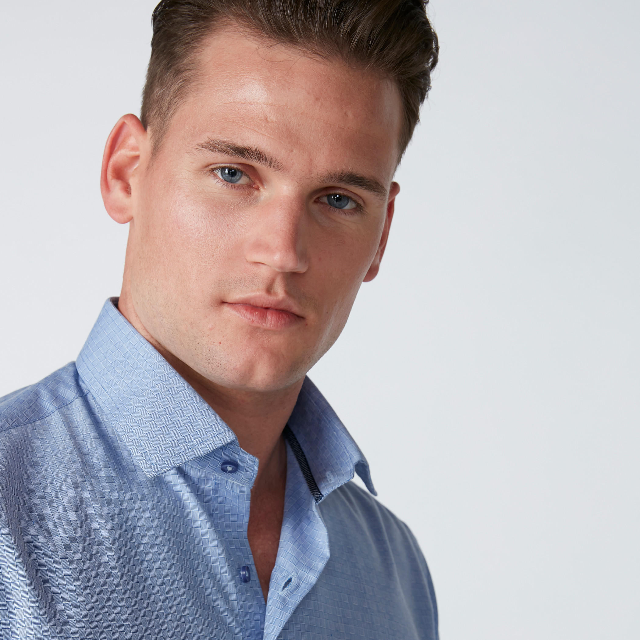 قميص مربعات سهل الكي بقصّة عادية وأكمام طويلة-men-clothing-shirts-image-4