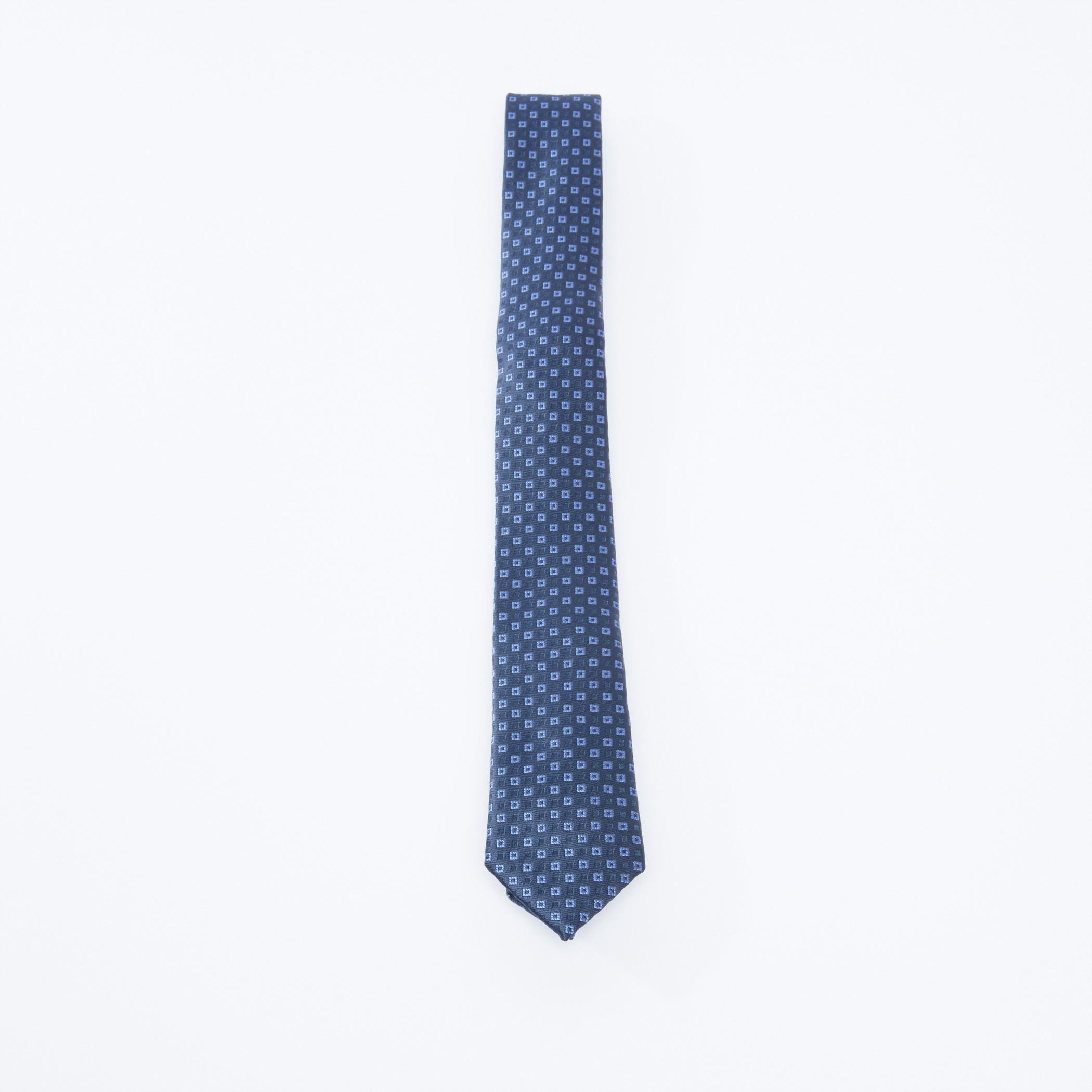 ربطة عنق بارزة الملمس بقصّة عادية-men-tiesandcufflinks-pocketsquares-image-1