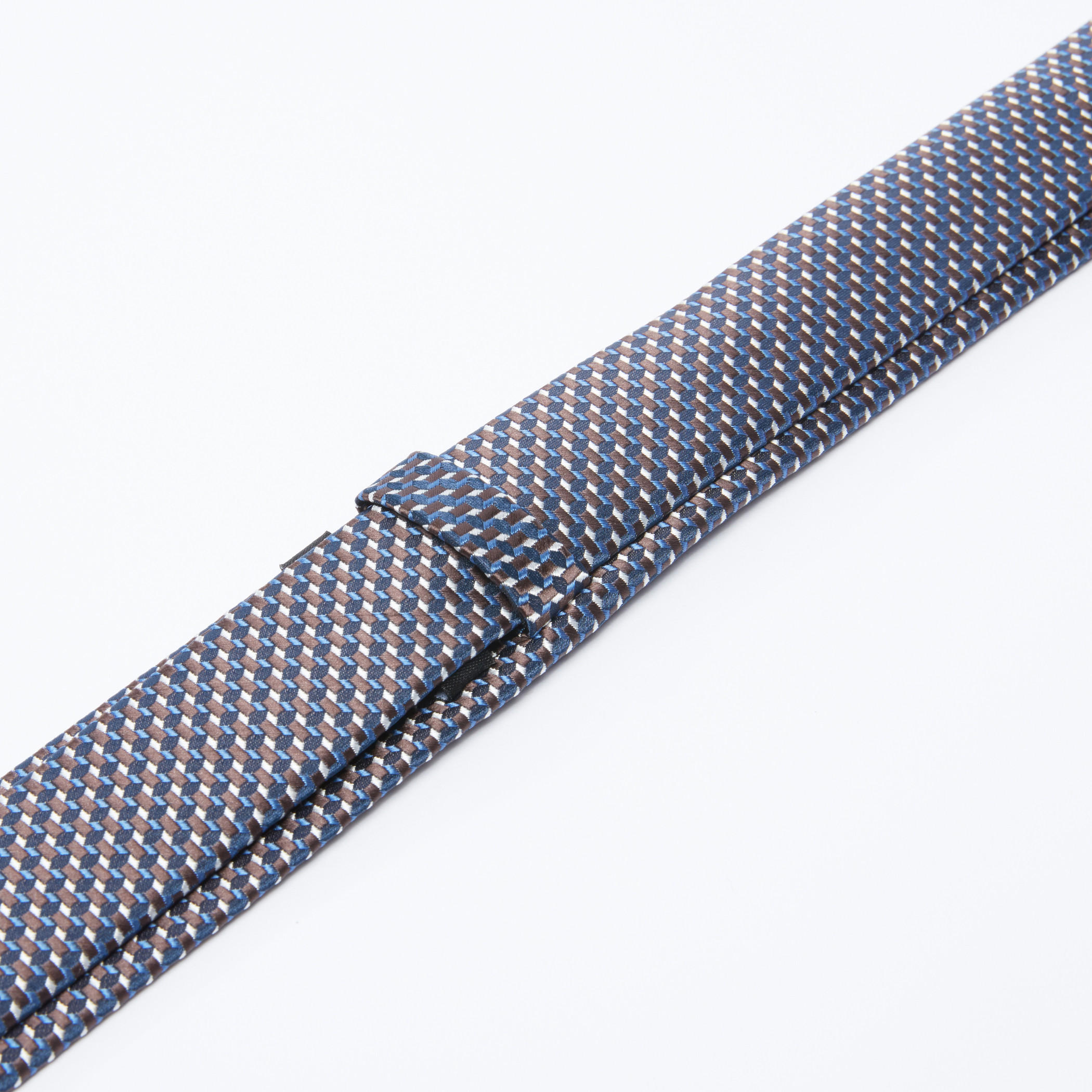 ربطة عنق بارزة الملمس بقصّة عادية-men-tiesandcufflinks-pocketsquares-image-2