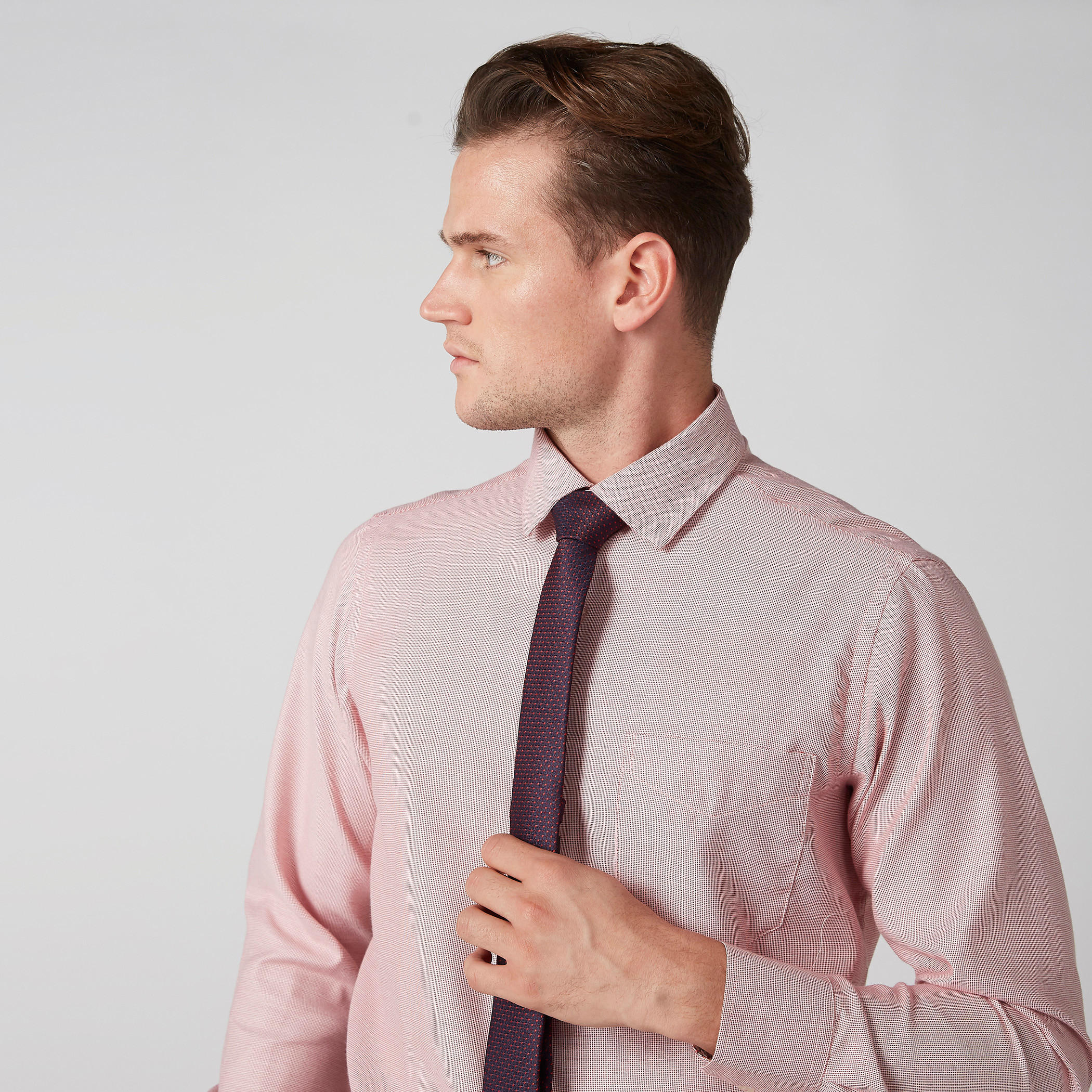 ربطة عنق مربوطة بعقدة تثبيت-men-tiesandcufflinks-pocketsquares-image-3