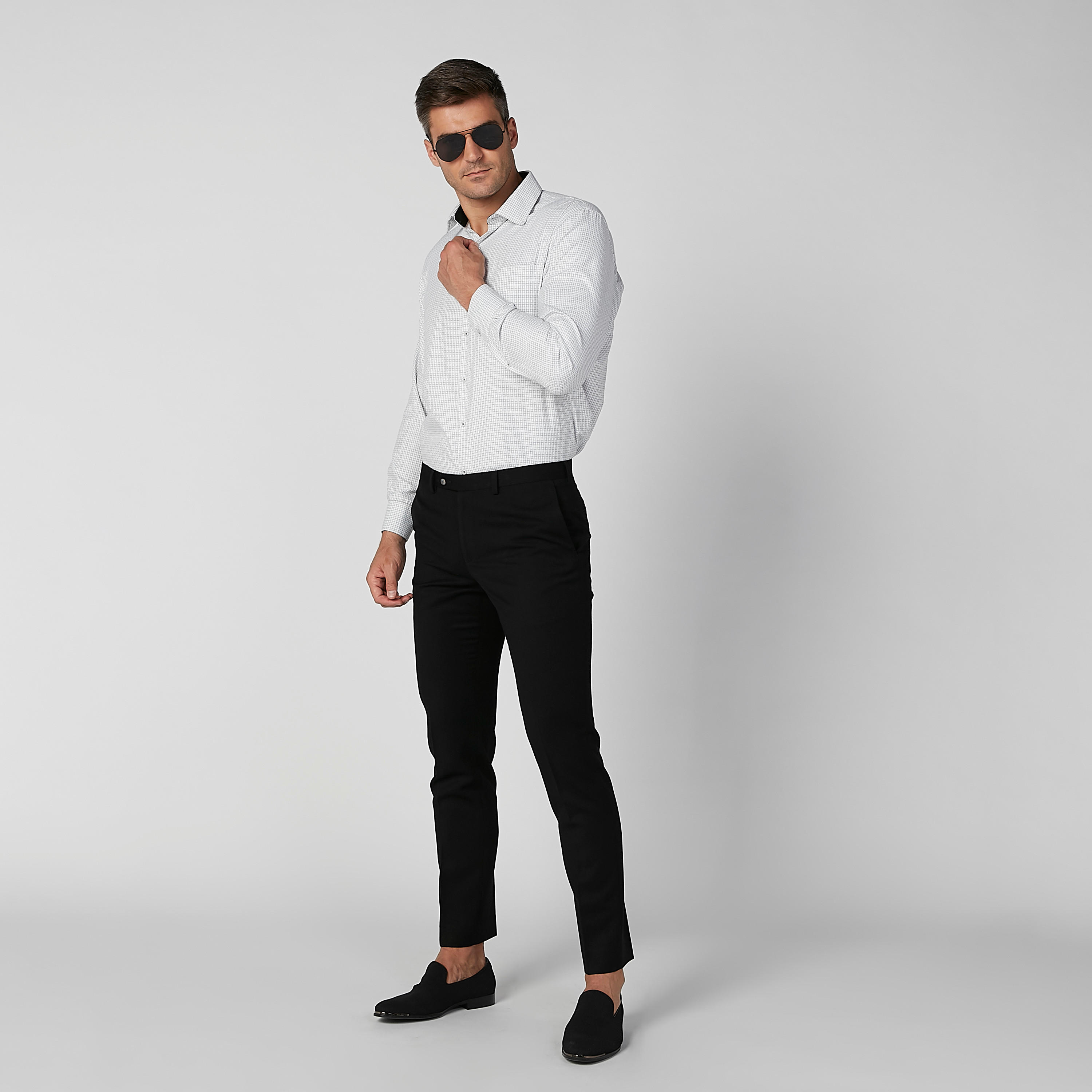 قميص مربعات سهل الكي بأكمام طويلة وجيب على الصدر-men-clothing-shirts-image-1
