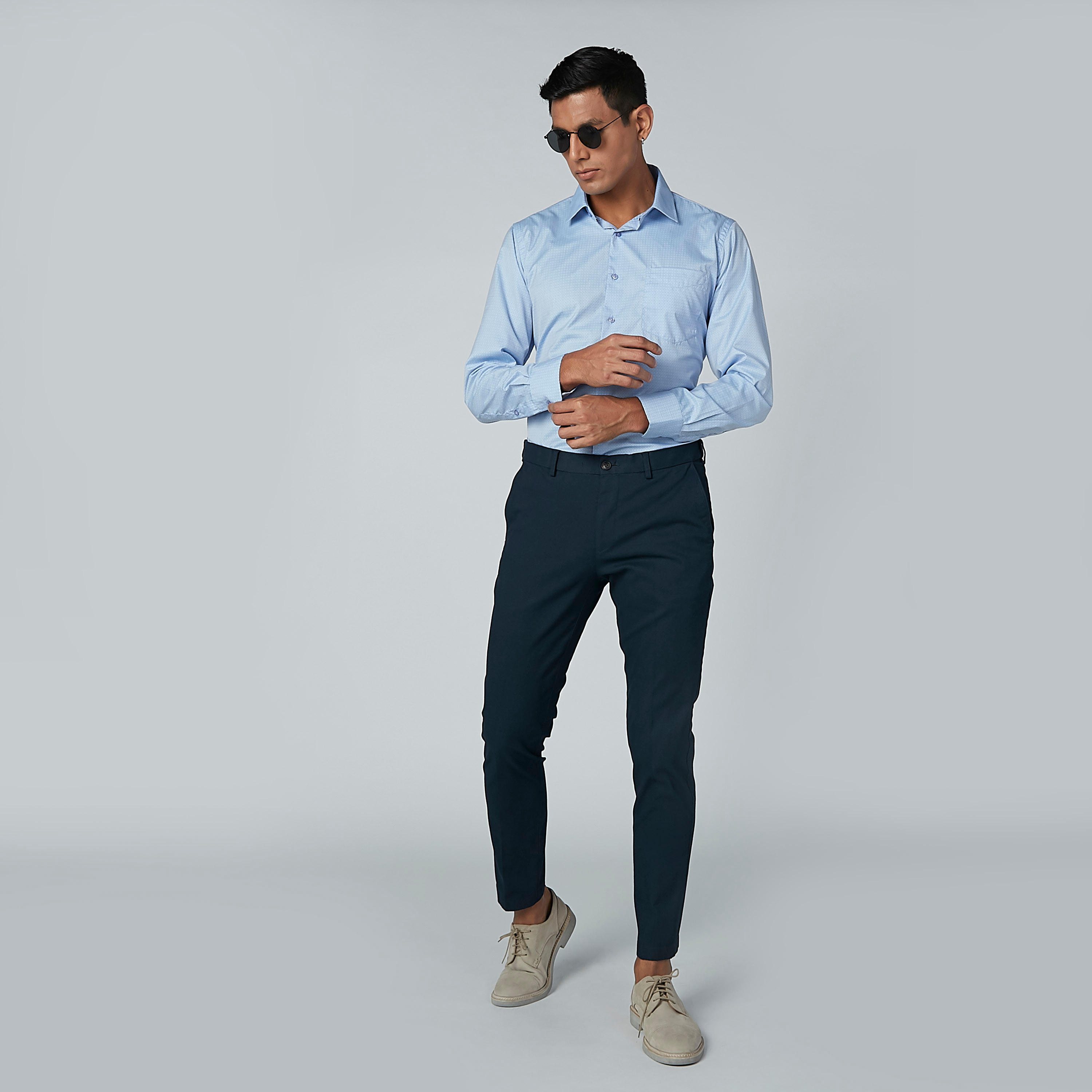 قميص مربعات سهل الكي بأكمام طويلة وجيب على الصدر-men-clothing-shirts-image-2
