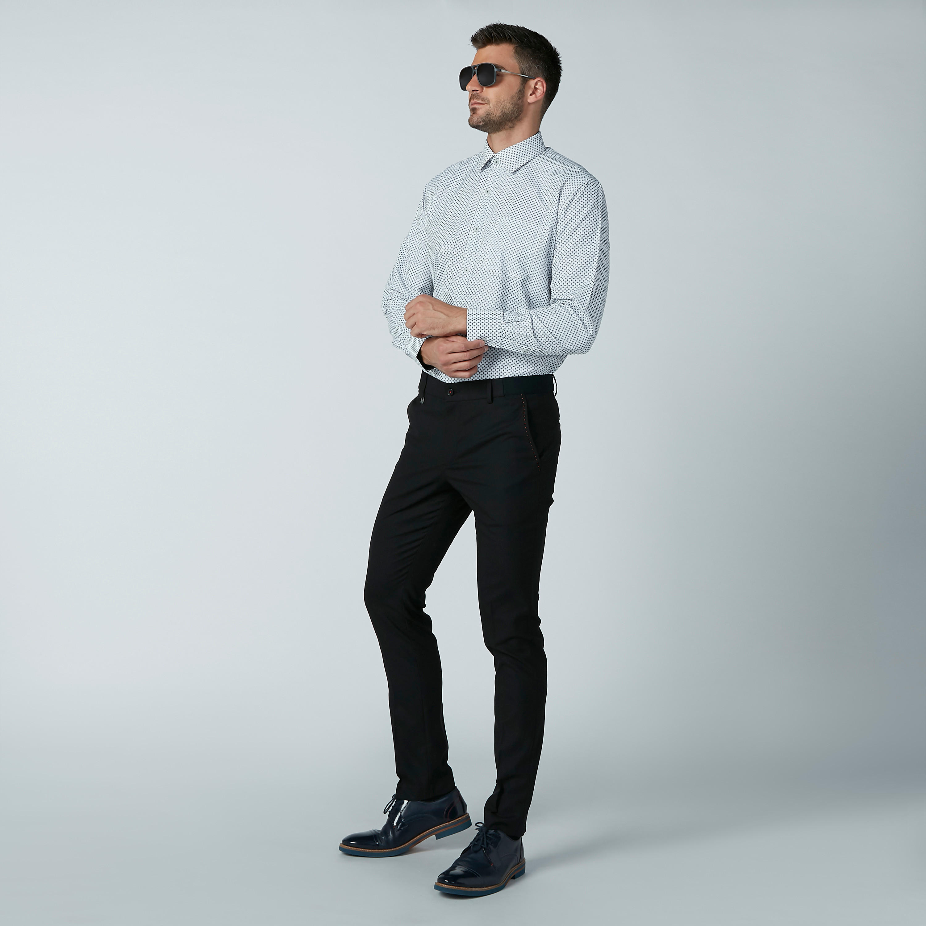 قميص سهل الكي بأكمام طويلة وطبعات-men-clothing-shirts-image-1