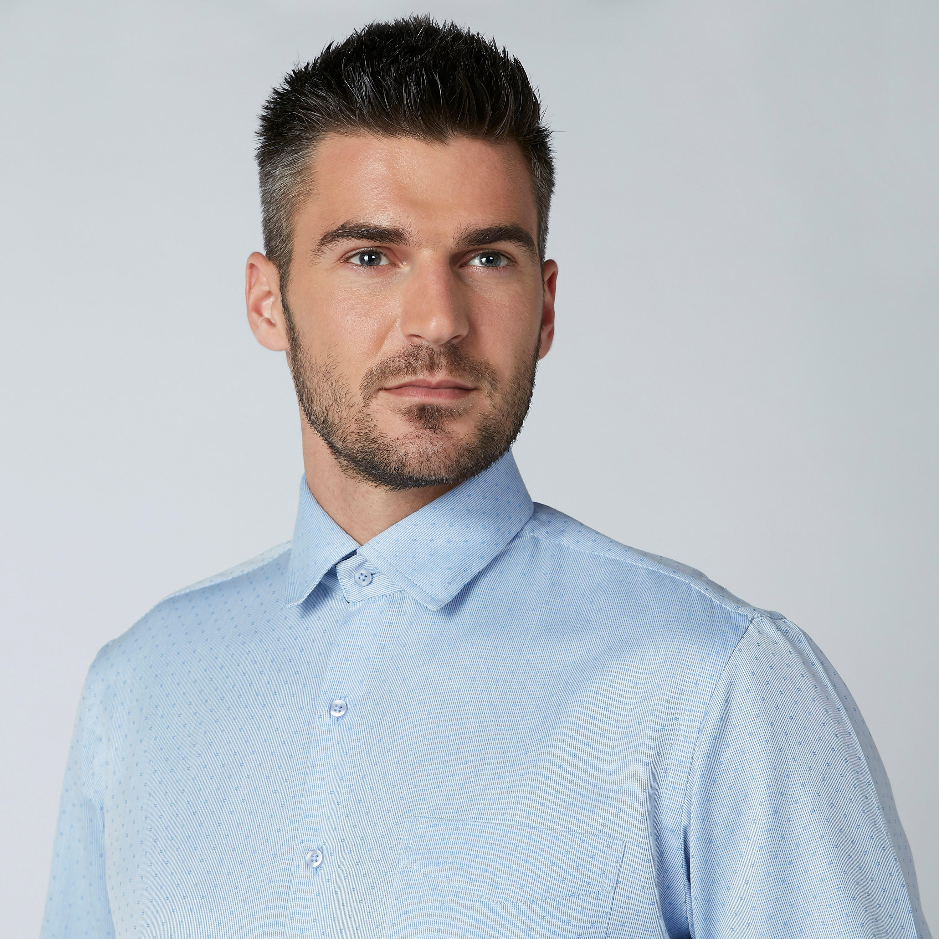 قميص رسمي سهل الكي بأكمام طويلة وجيب على الصدر-men-clothing-shirts-image-3