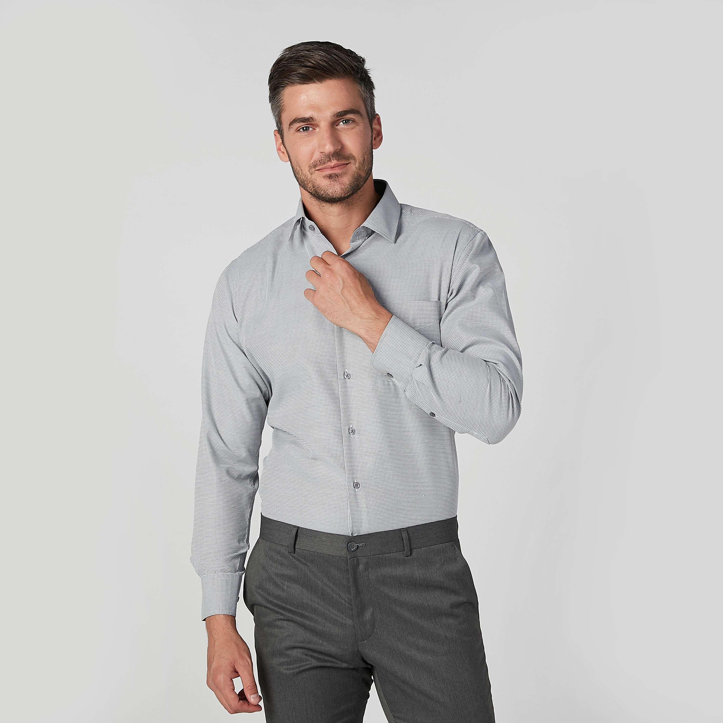 قميص مربعات سهل الكي بأكمام طويلة وجيب على الصدر-men-clothing-shirts-image-1