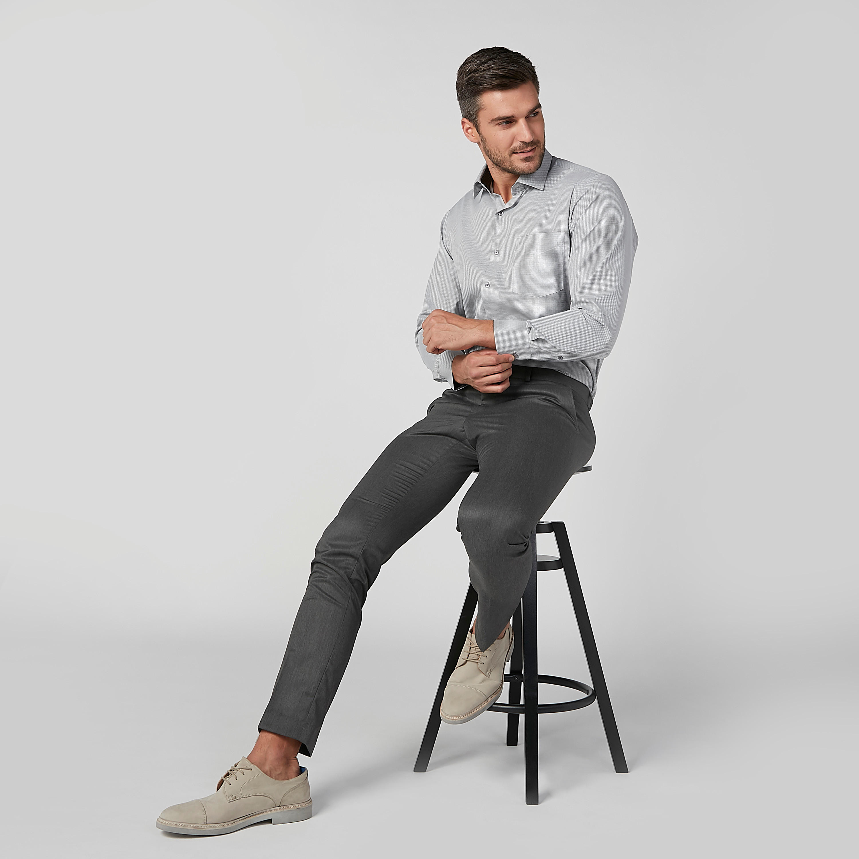 قميص مربعات سهل الكي بأكمام طويلة وجيب على الصدر-men-clothing-shirts-image-2