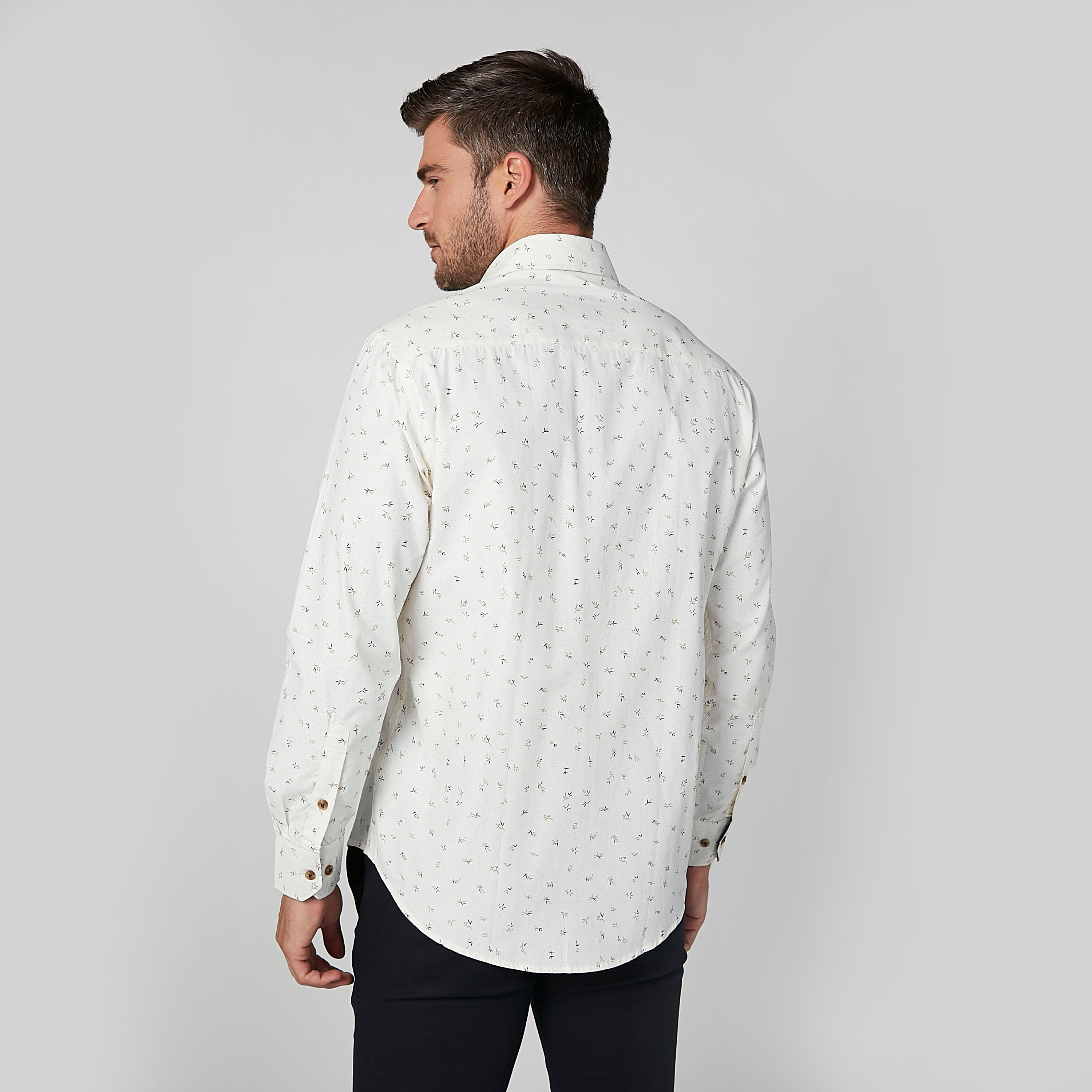 قميص سهل الكي بأكمام طويلة وجيب خارجي وطبعات-men-clothing-shirts-image-5