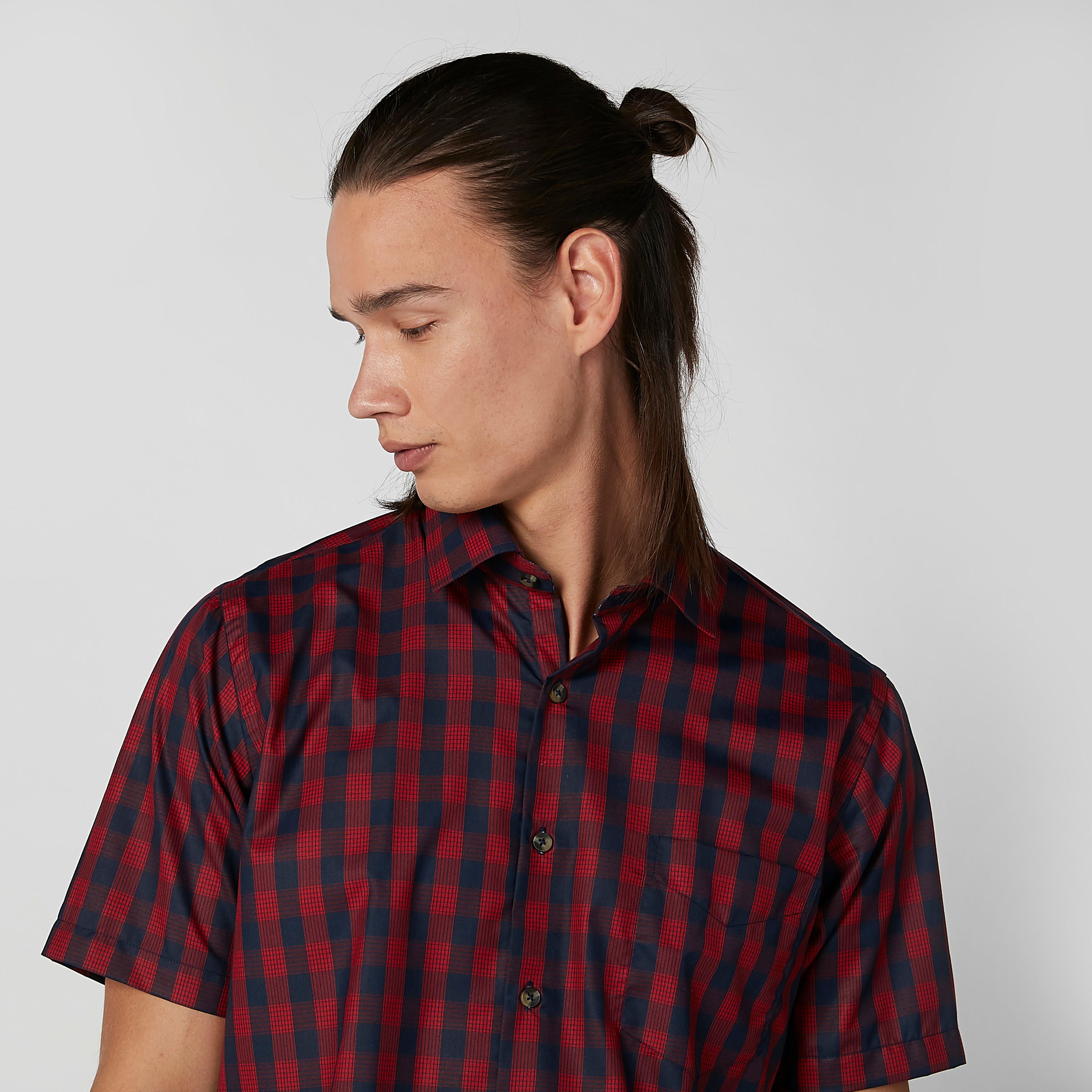 قميص مربعات سهل الكي بأكمام قصيرة وجيب على الصدر -men-clothing-shirts-image-4