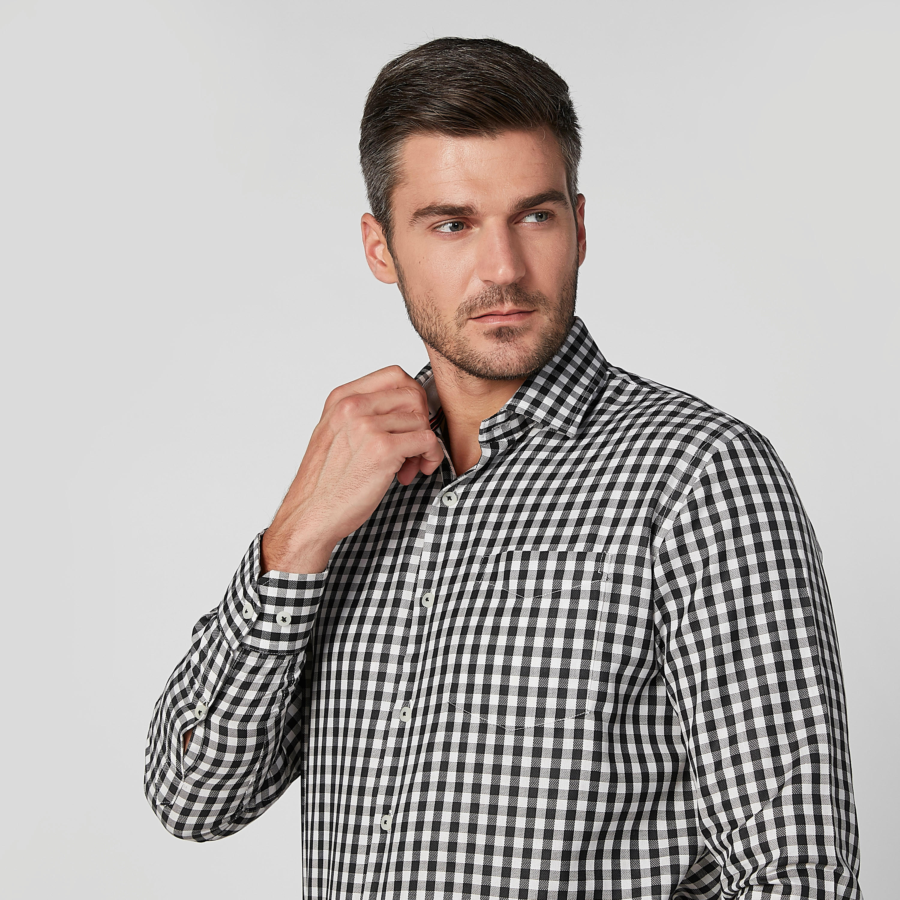 قميص مربعات سهل الكي بأكمام طويلة وجيب خارجي-men-clothing-shirts-image-2