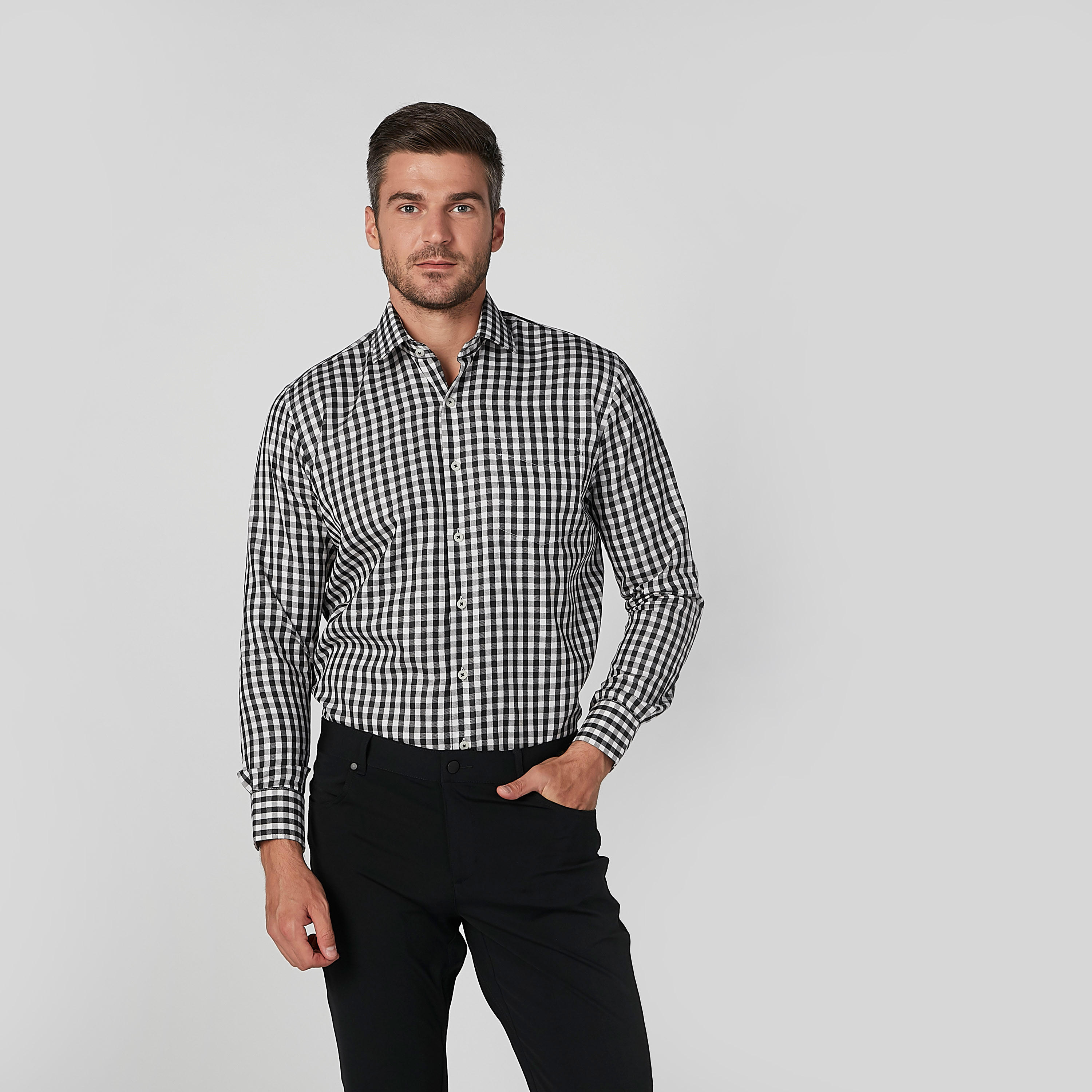قميص مربعات سهل الكي بأكمام طويلة وجيب خارجي-men-clothing-shirts-image-3