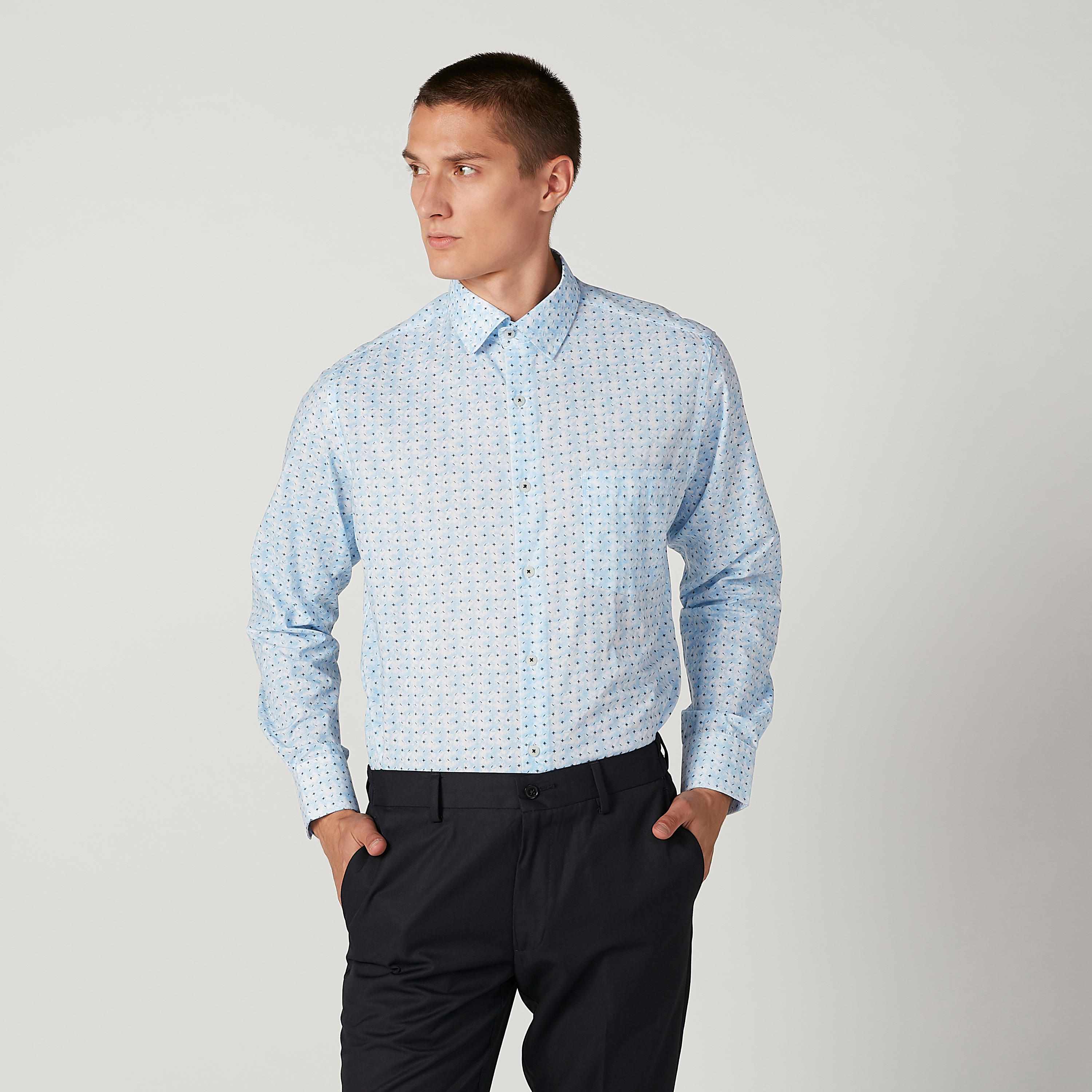 قميص سهل الكي بأكمام طويلة وجيب على الصدر وطبعات-men-clothing-shirts-image-1