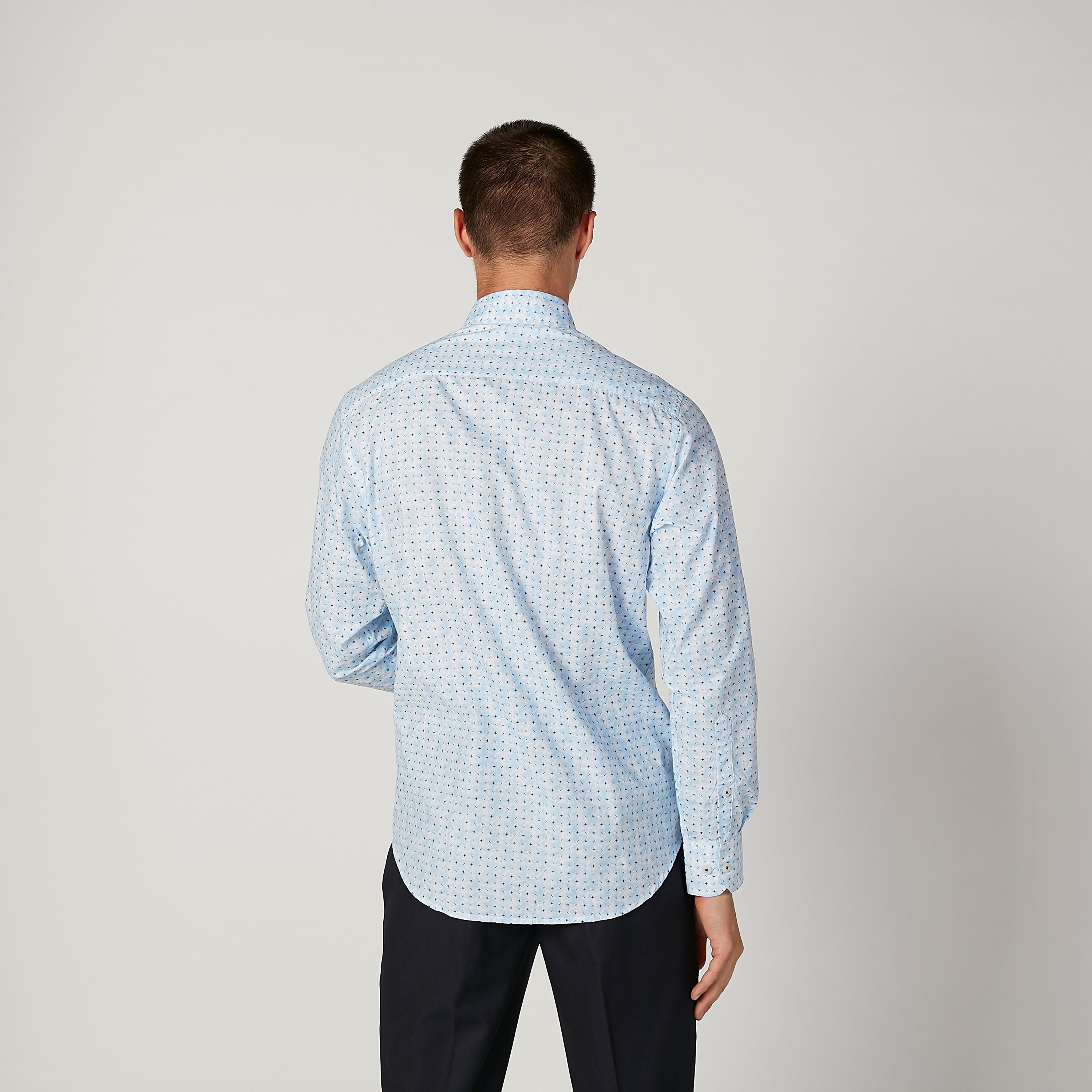 قميص سهل الكي بأكمام طويلة وجيب على الصدر وطبعات-men-clothing-shirts-image-4