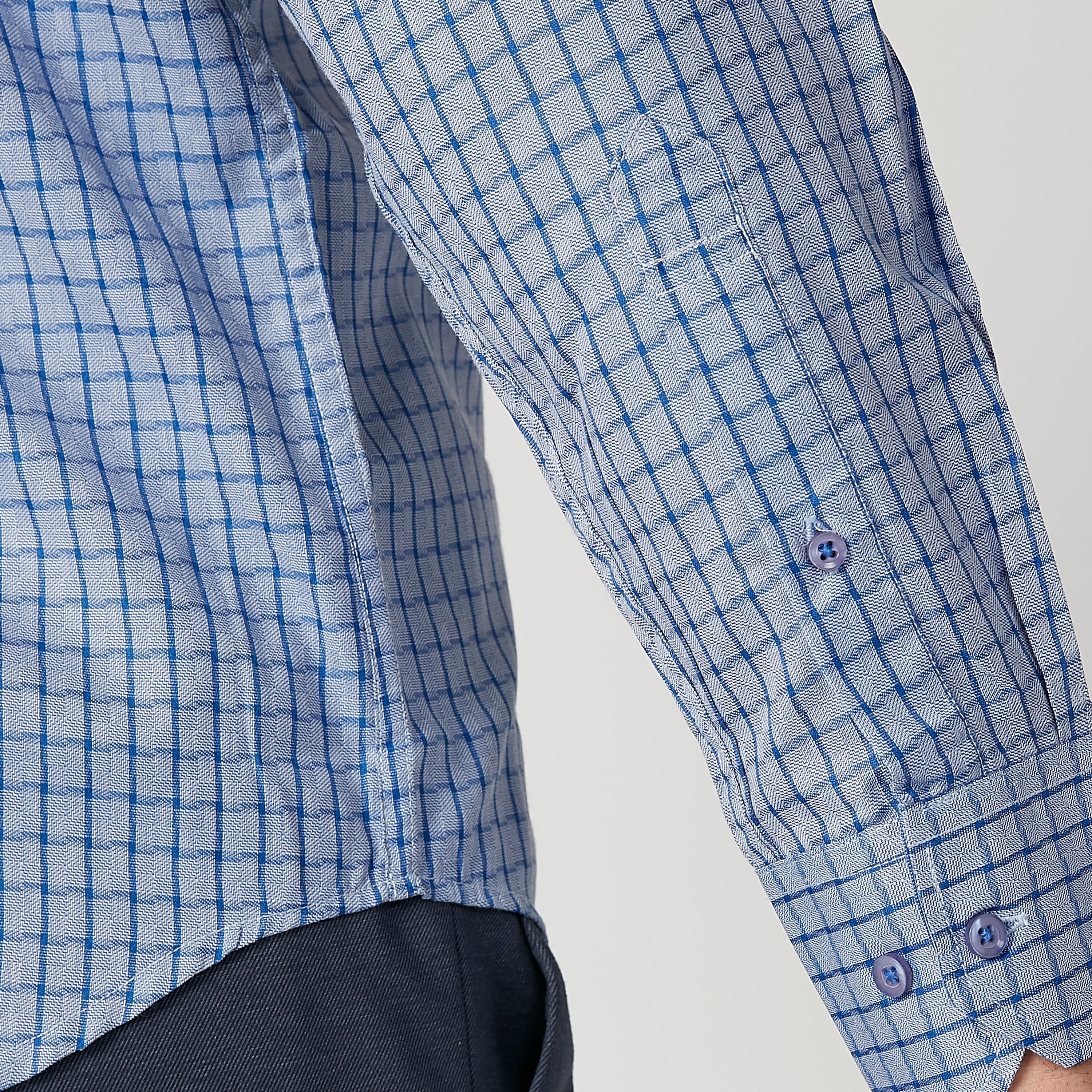 قميص كاروهات بياقة عاديّة وأكمام طويلة-men-clothing-shirts-image-2